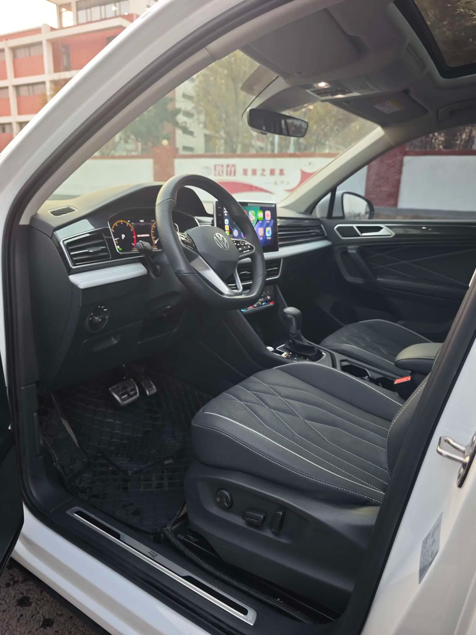 Volkswagen Tiguan L 2023 г. 26121 км. — фото 7