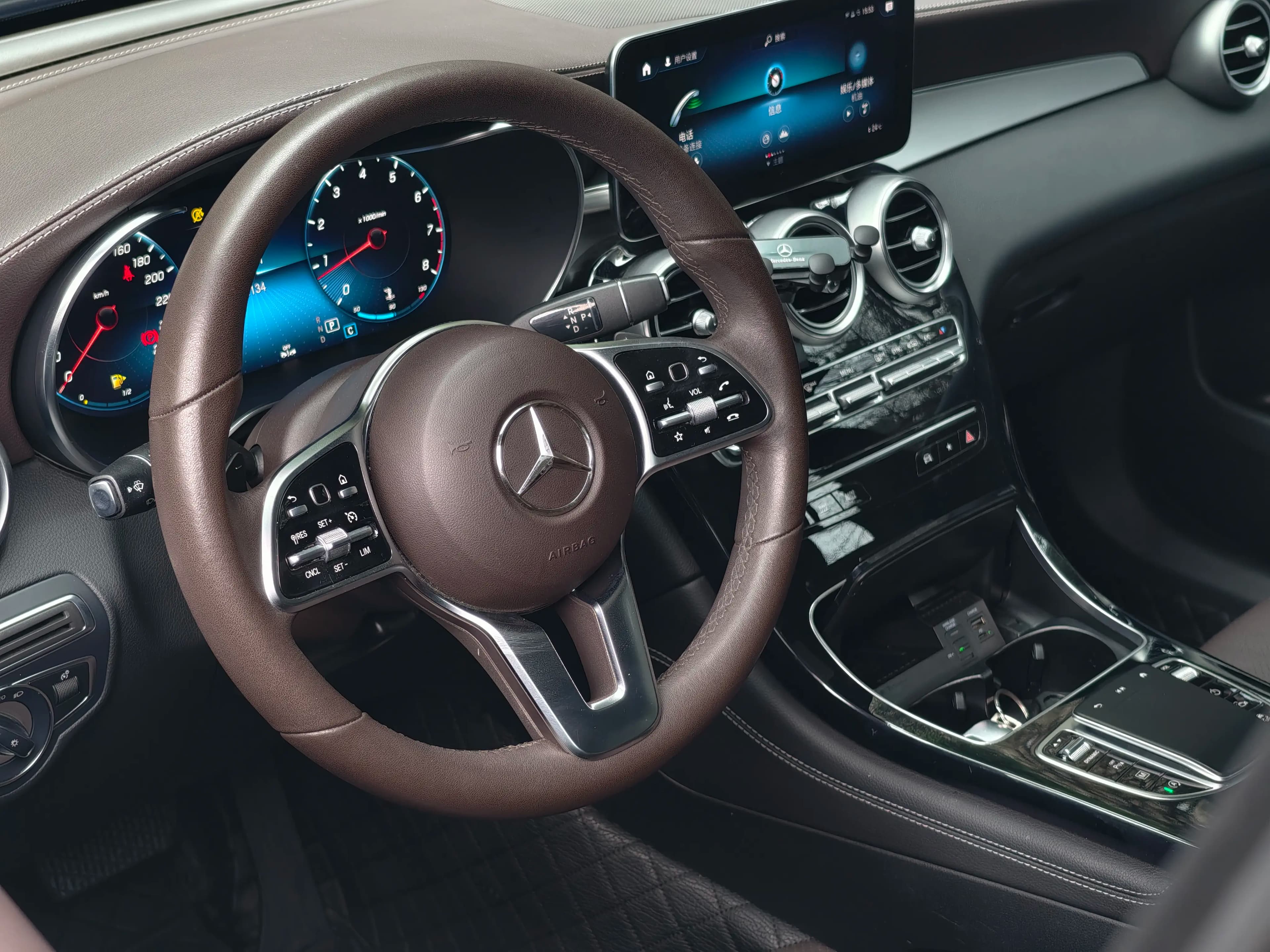 Mercedes-Benz GLC 2021 г. 92113 км. — фото 7