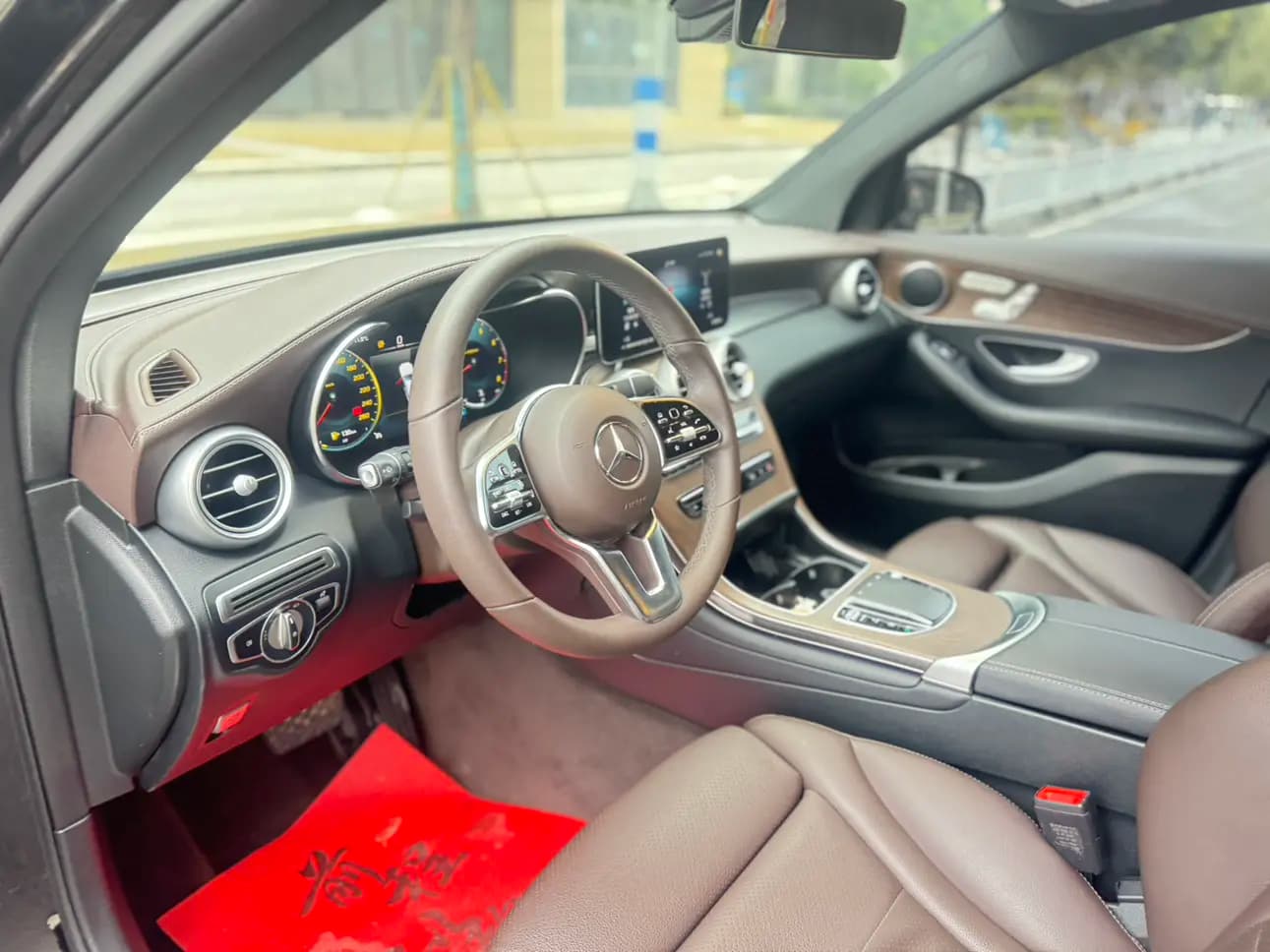 Mercedes-Benz GLC 2023 г. 72212 км. — фото 14