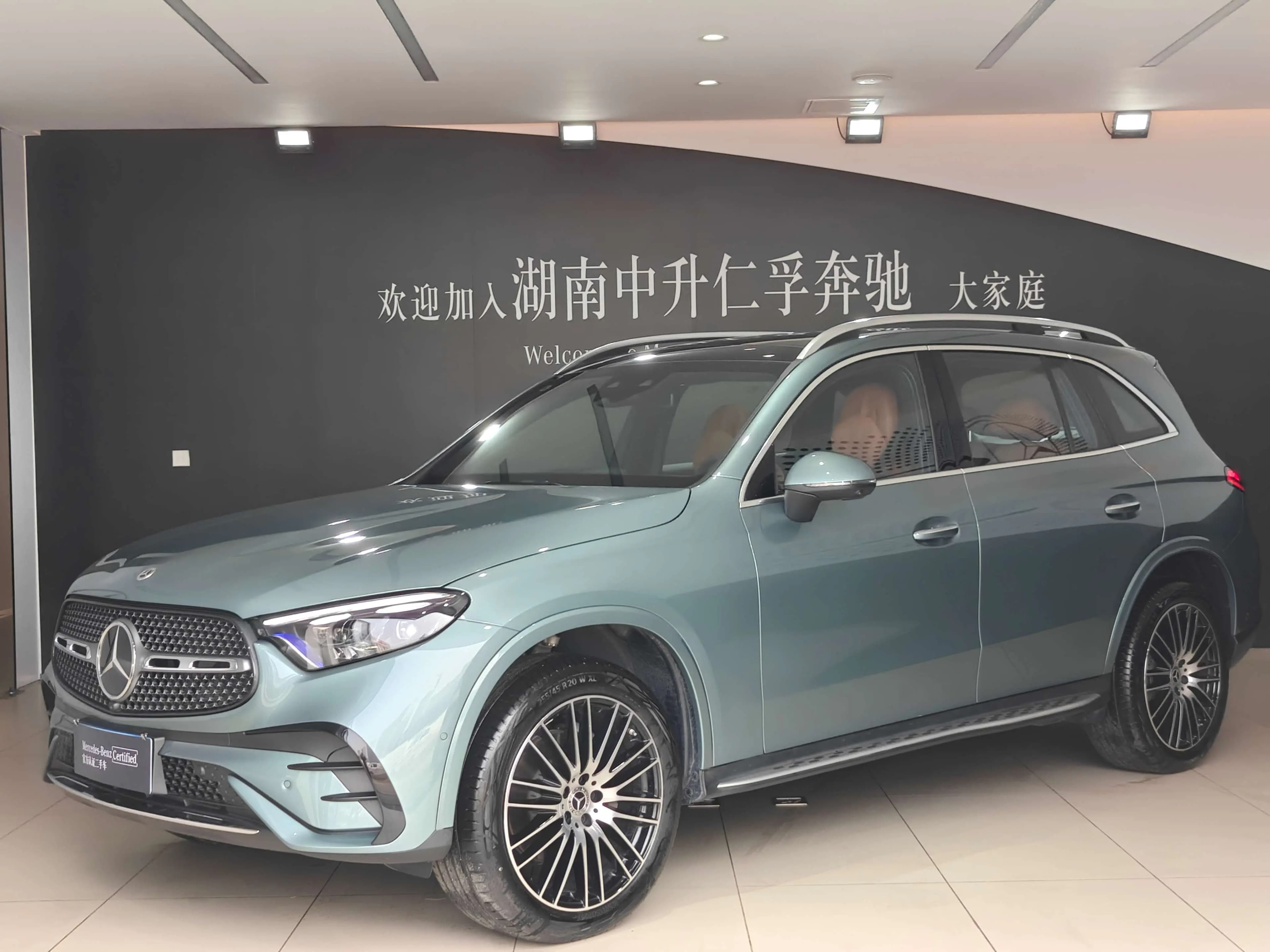 Mercedes-Benz GLC 2024 г. 6711 км.