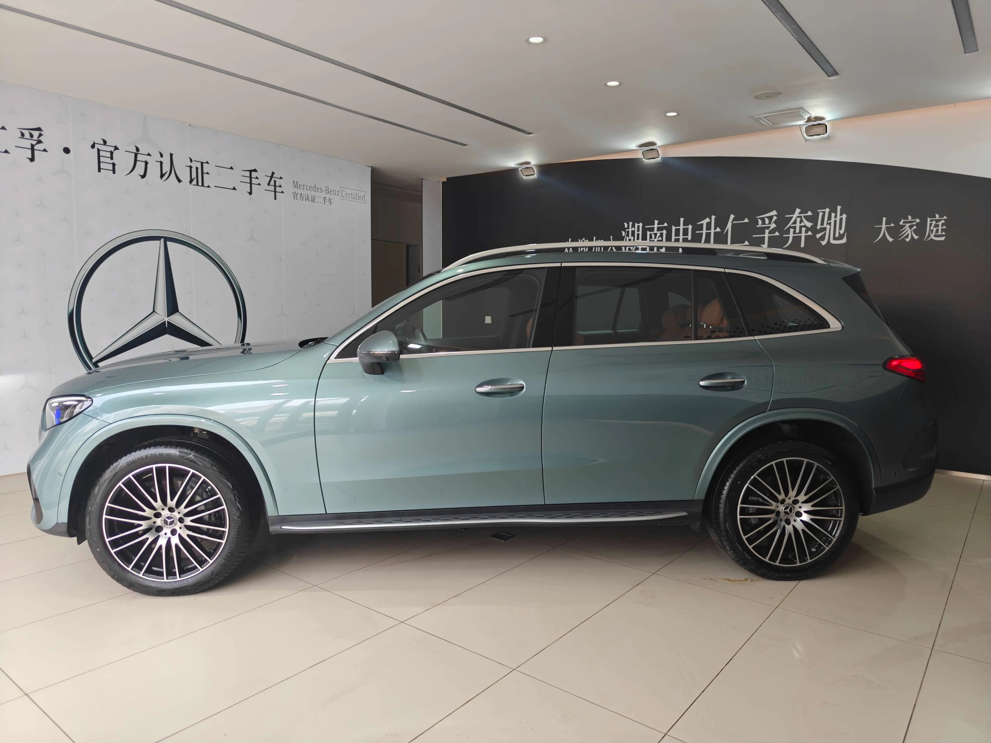 Mercedes-Benz GLC 2024 г. 6711 км. — фото 3