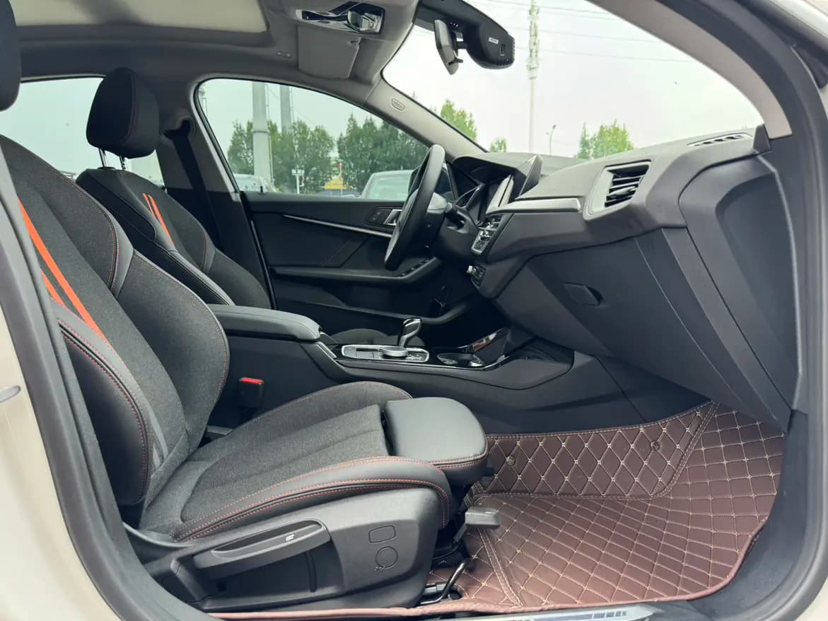 BMW 2 Series 2025 г. 20130 км. — фото 30
