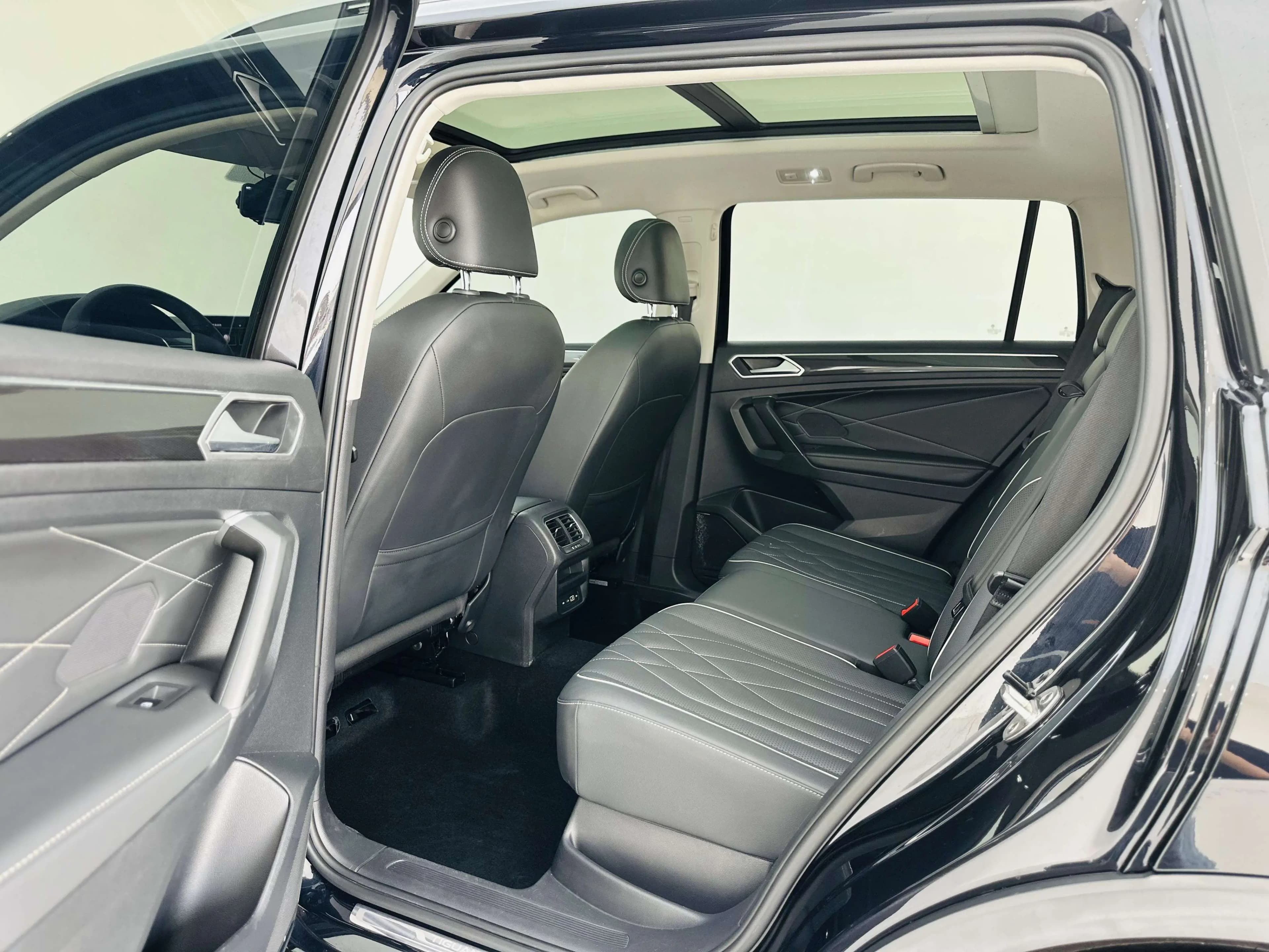 Volkswagen Tiguan L 2022 г. 56122 км. — фото 21