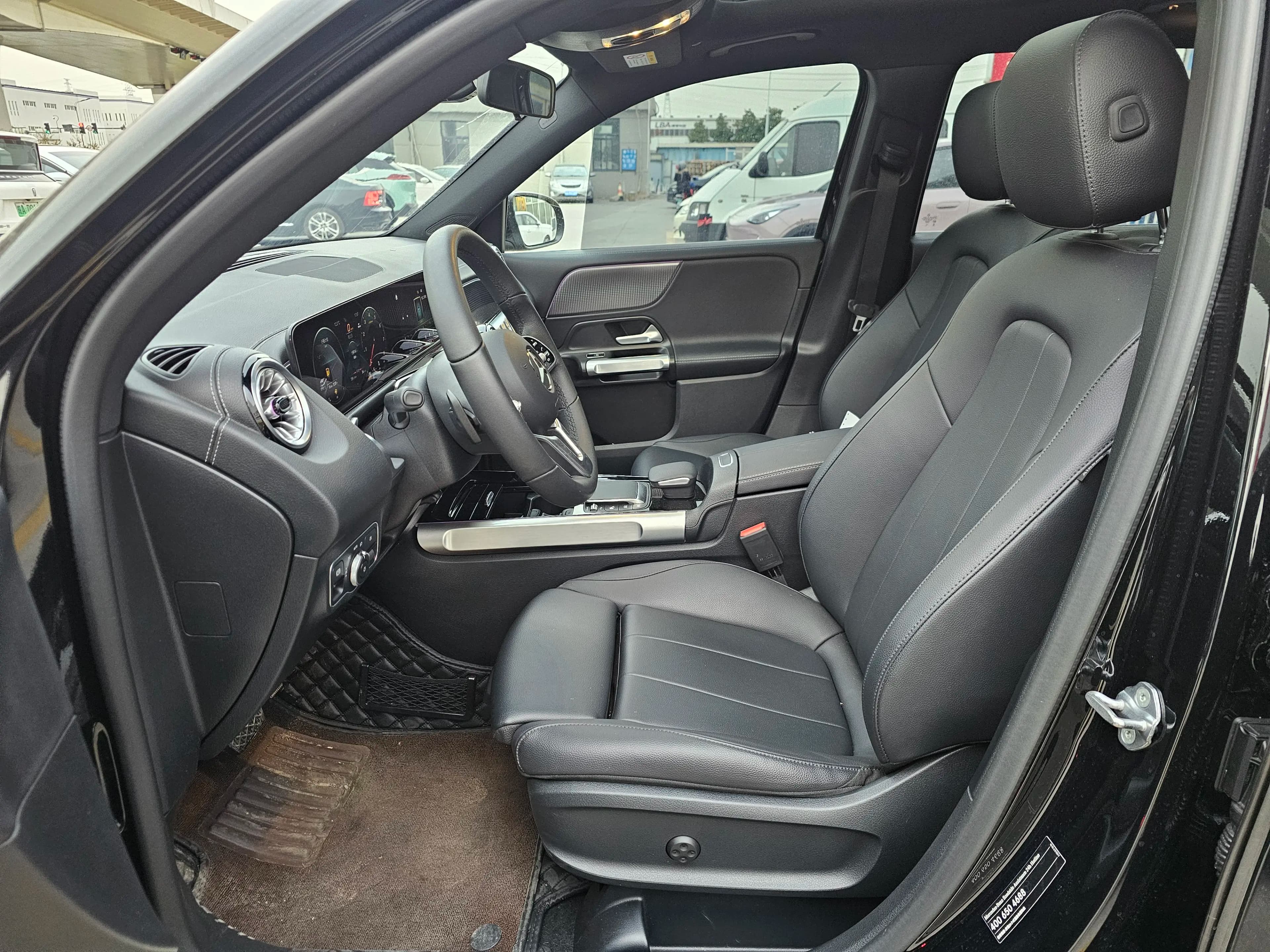 Mercedes-Benz GLB 2024 г. 16125 км. — фото 18
