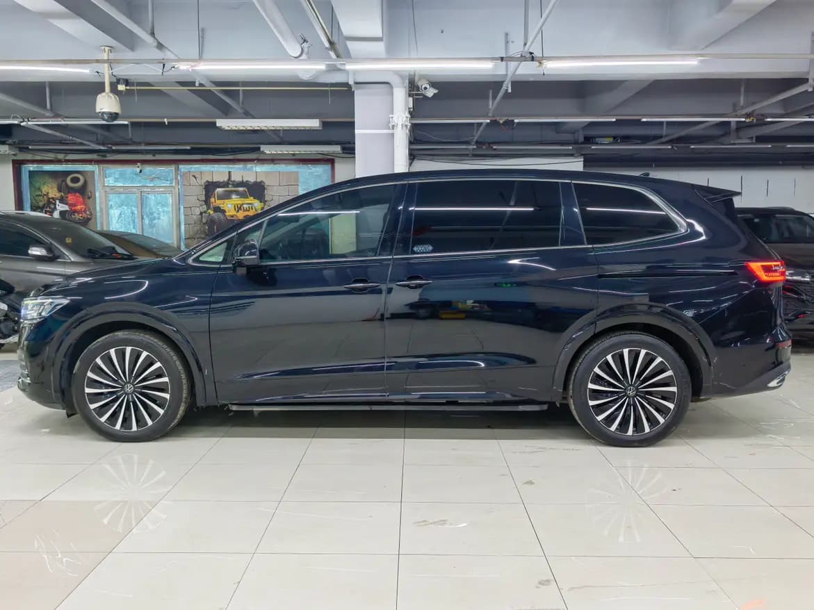Volkswagen Weiran 2022 г. 64034 км. — фото 4