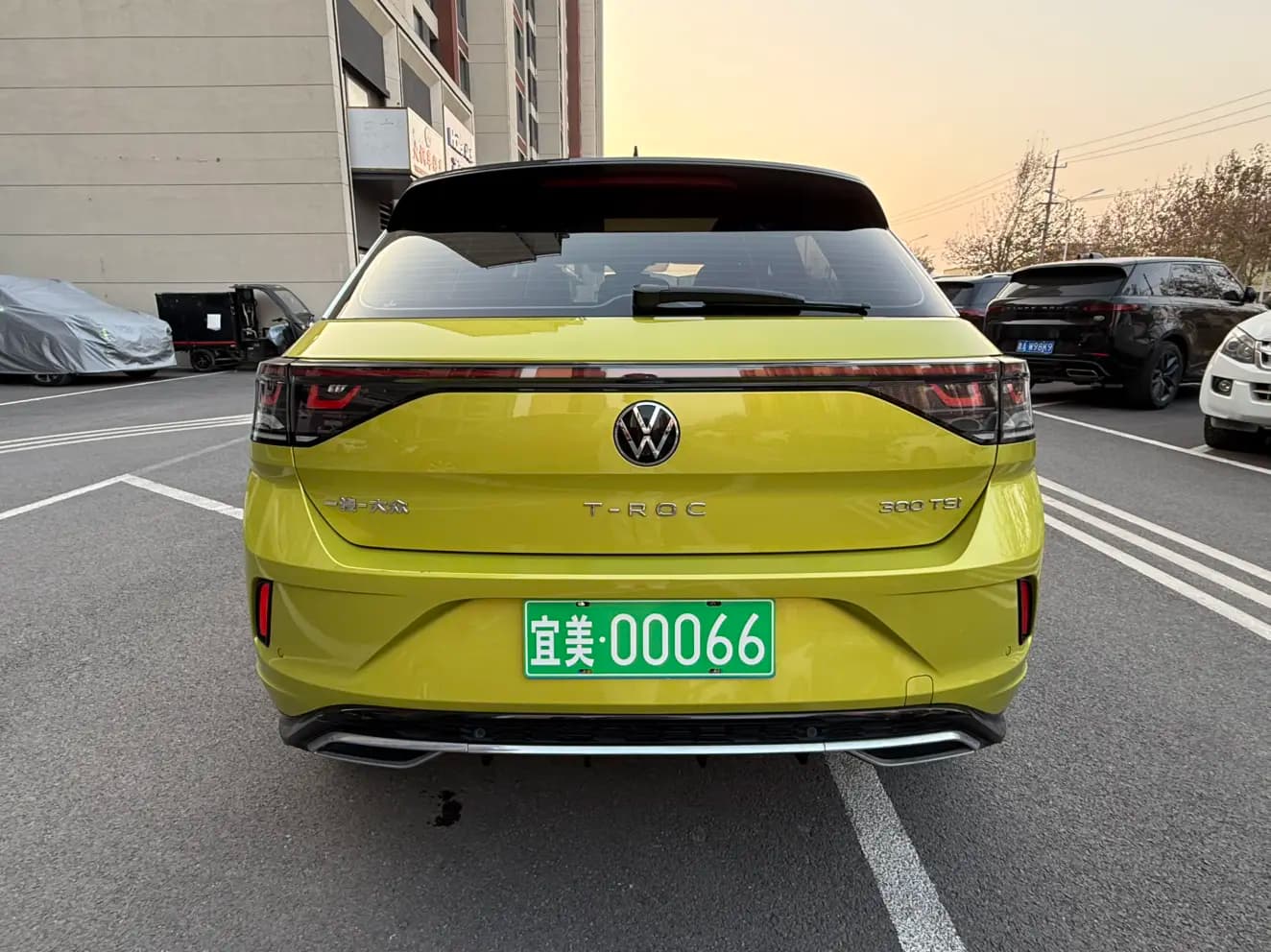 Volkswagen T-Roc 2023 г. 10000 км. — фото 5