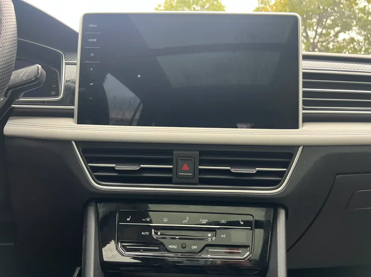 Volkswagen Tiguan L 2023 г. 36123 км. — фото 14