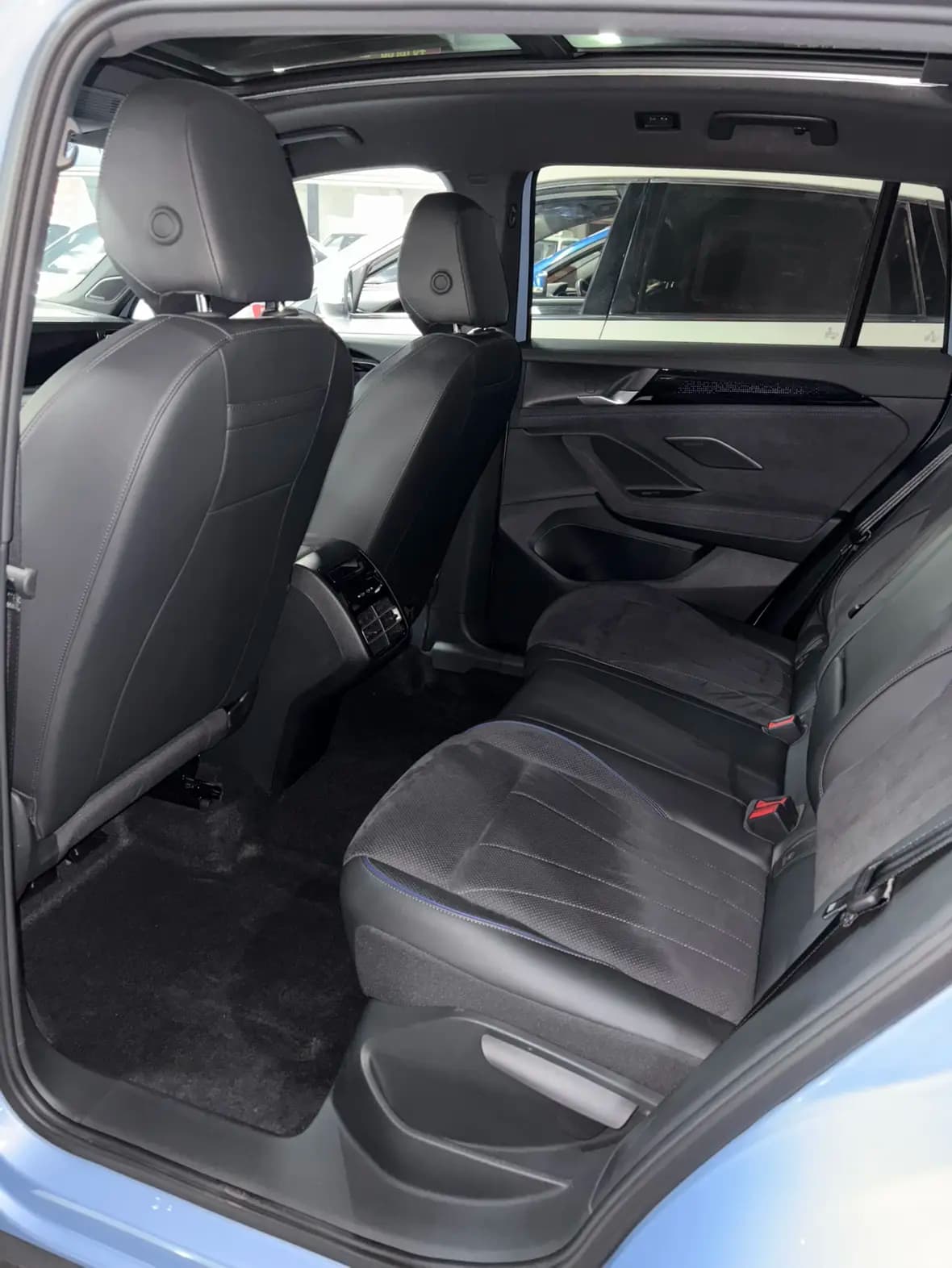 Volkswagen Tiguan L 2024 г. 2124 км. — фото 14