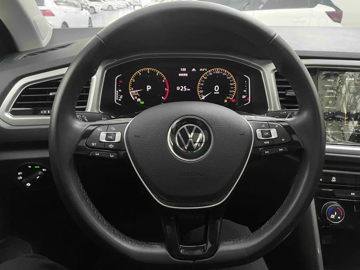 Volkswagen T-Roc 2022 г. 25900 км. — фото 22