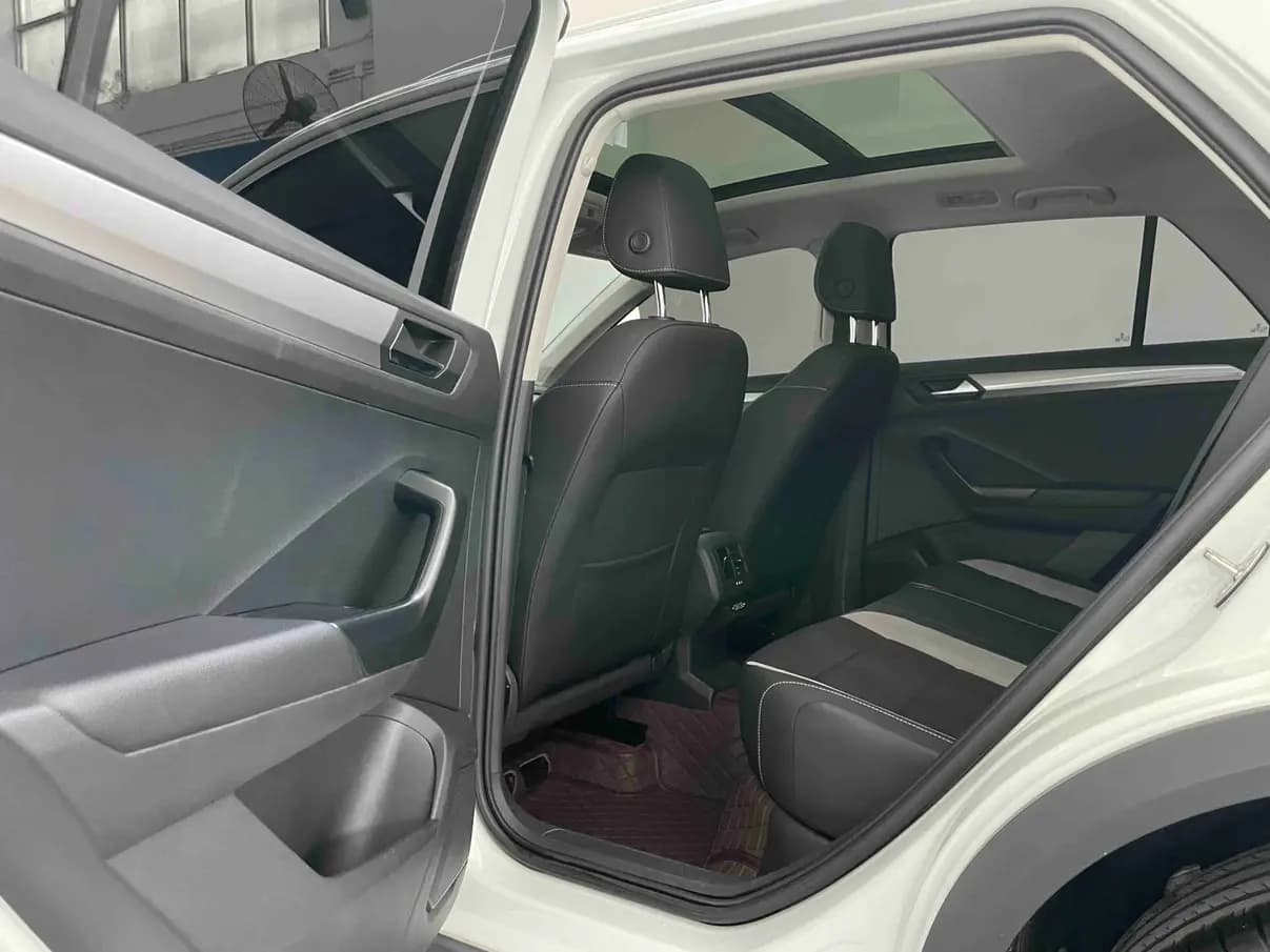Volkswagen T-Roc 2022 г. 25900 км. — фото 26