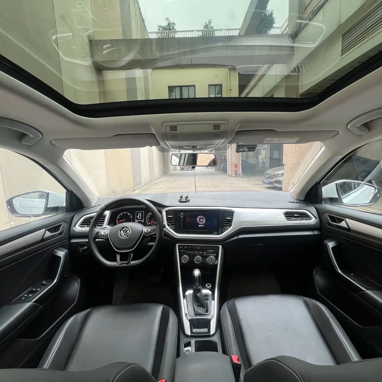 Volkswagen T-Roc 2021 г. 50000 км. — фото 7