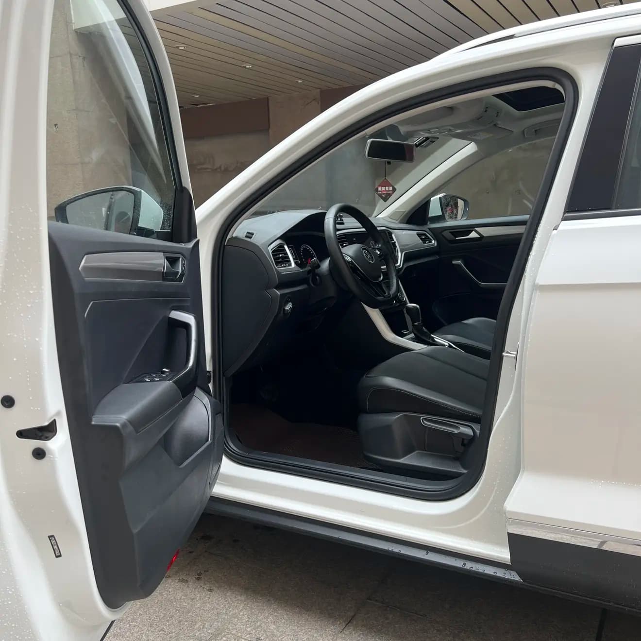 Volkswagen T-Roc 2021 г. 50000 км. — фото 8