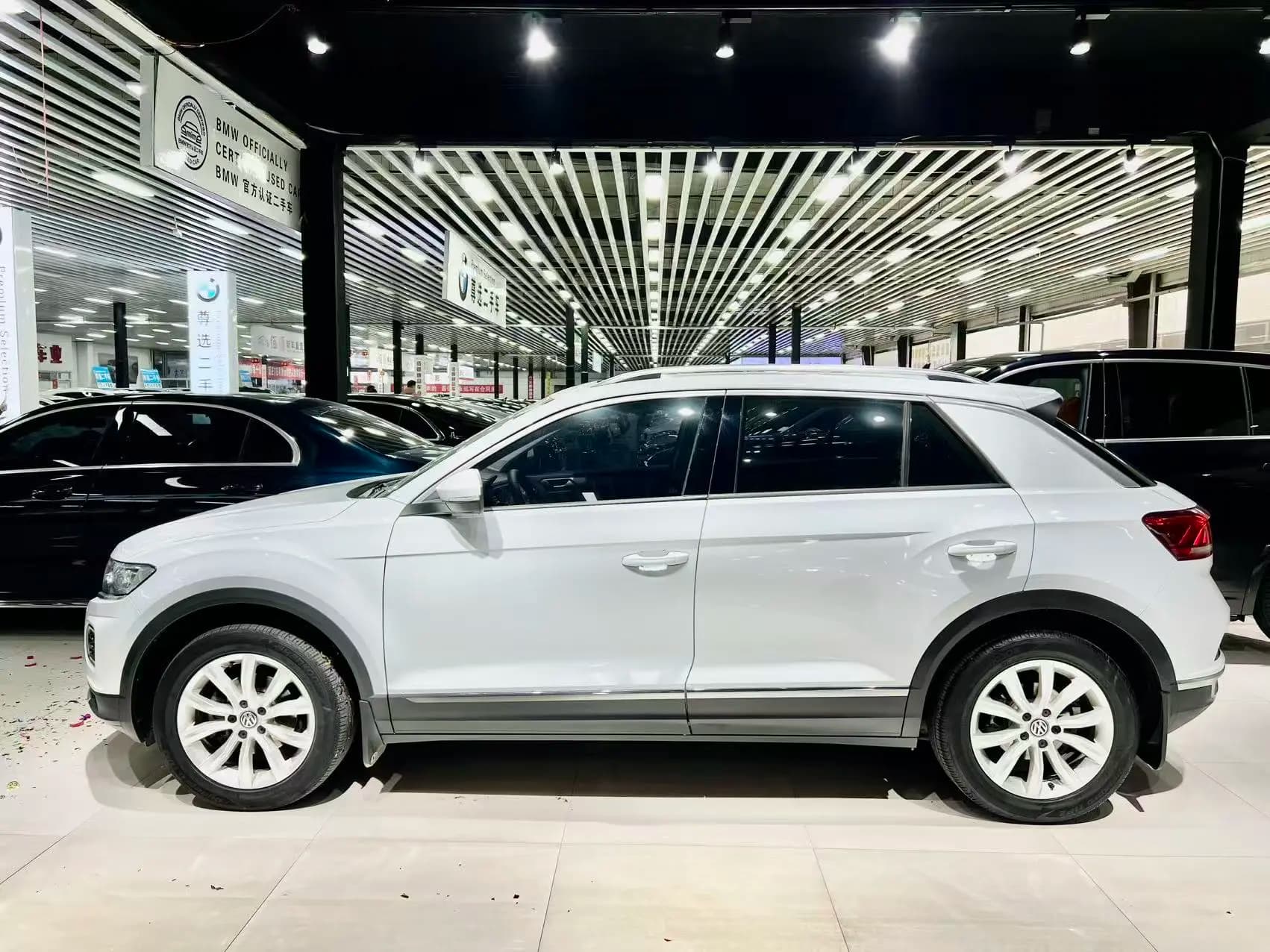 Volkswagen T-Roc 2021 г. 52000 км. — фото 4