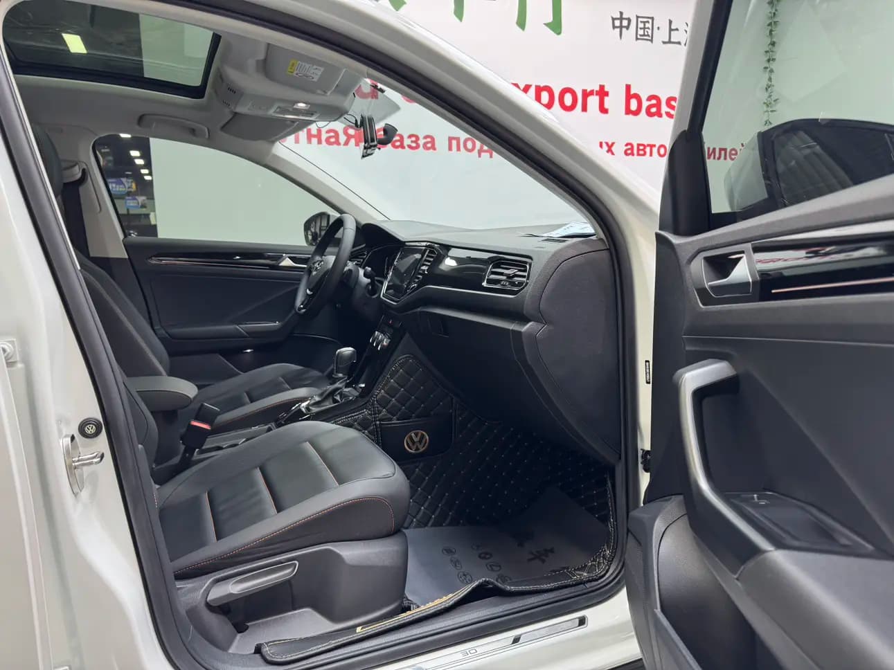 Volkswagen T-Roc 2022 г. 22000 км. — фото 12