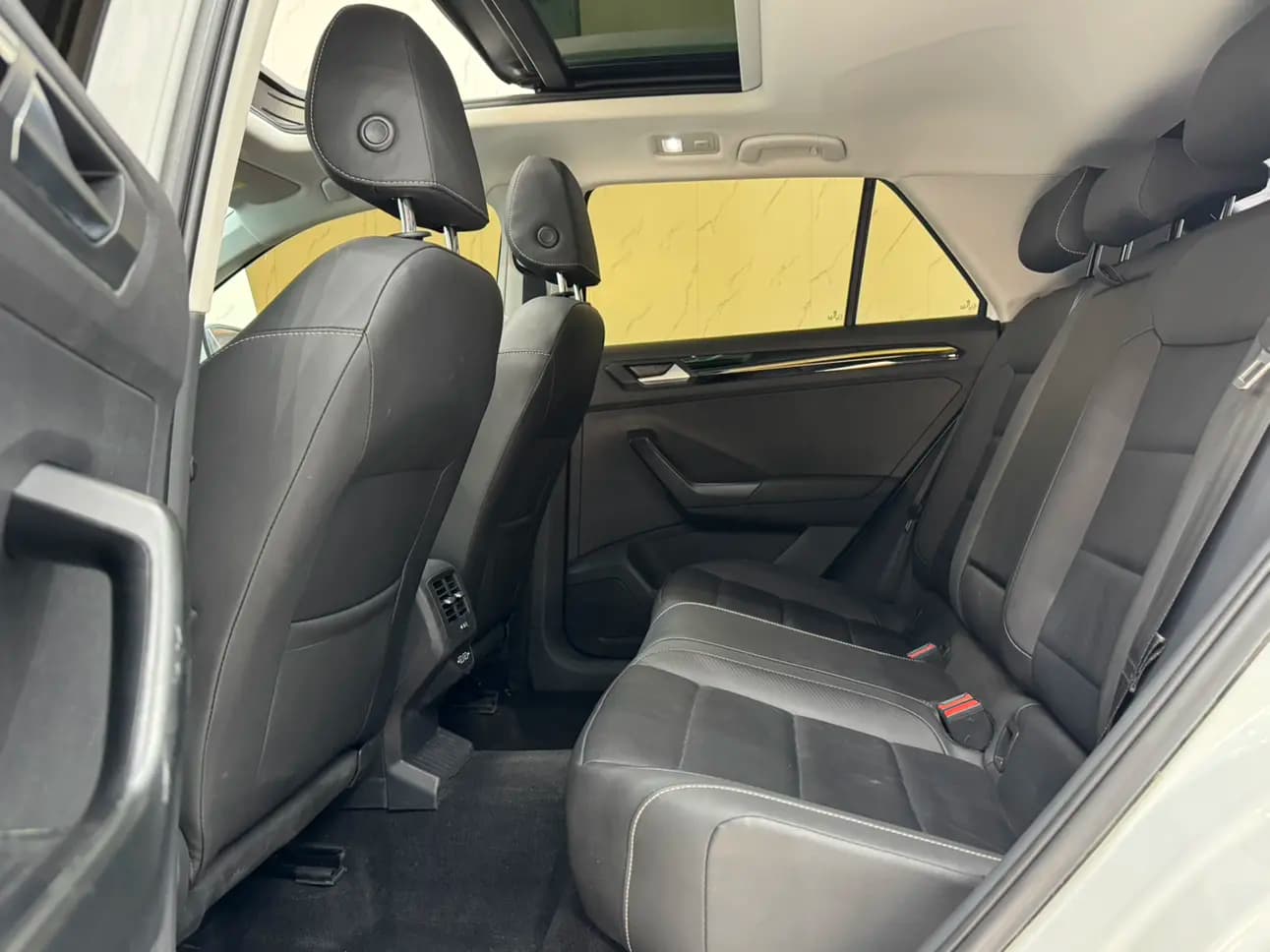 Volkswagen T-Roc 2022 г. 41000 км. — фото 14