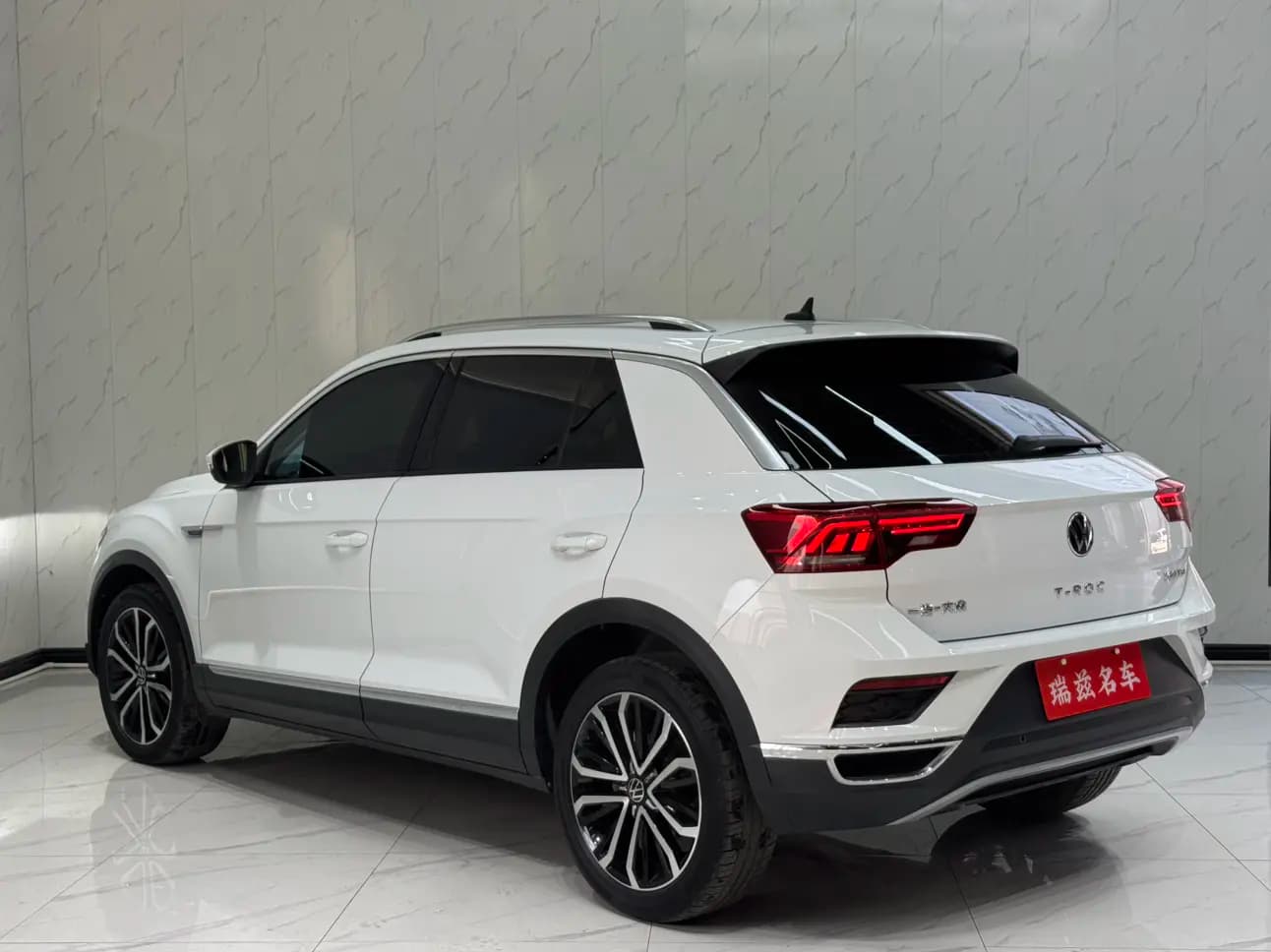 Volkswagen T-Roc 2022 г. 41000 км. — фото 4