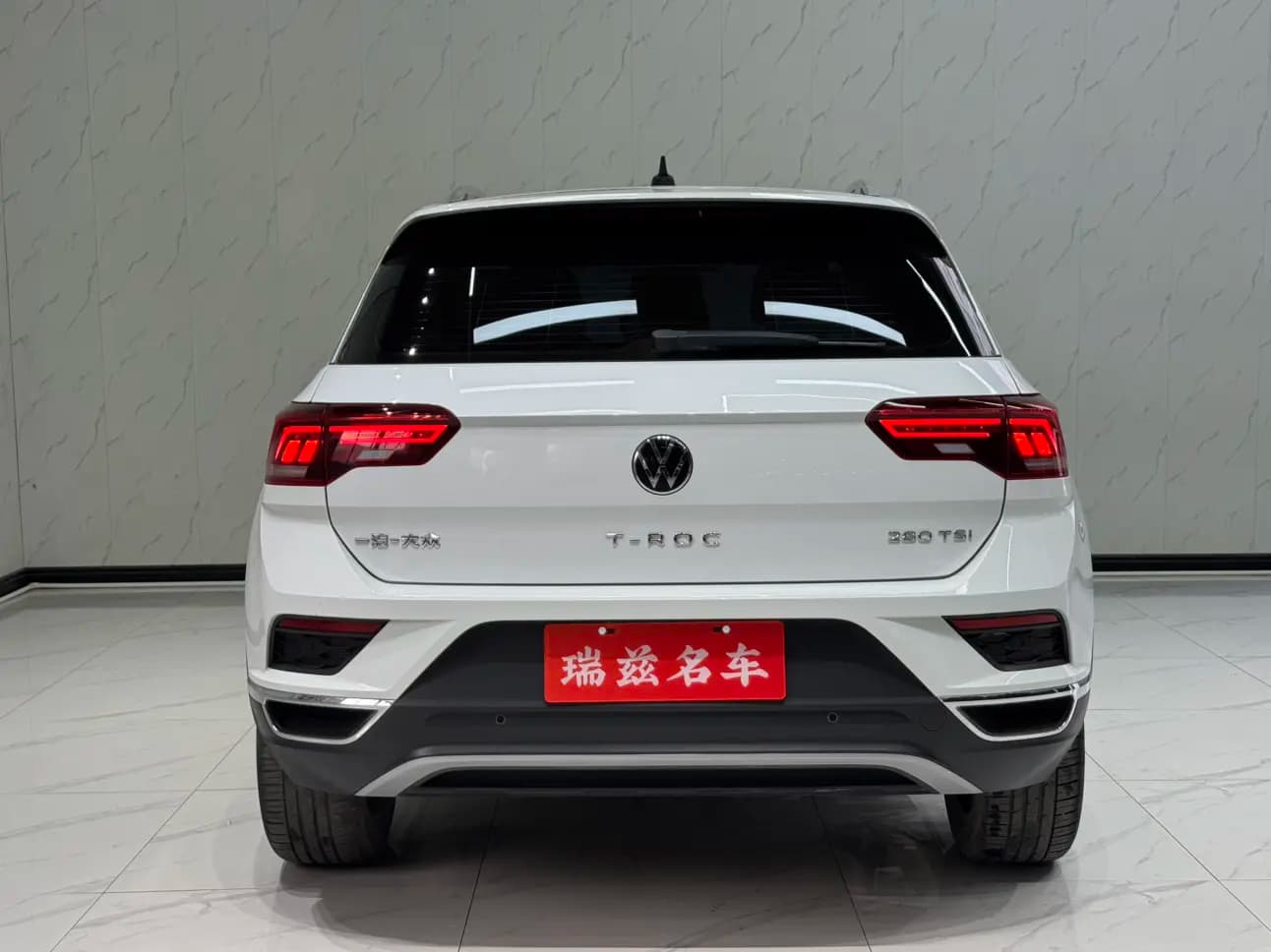 Volkswagen T-Roc 2022 г. 41000 км. — фото 5