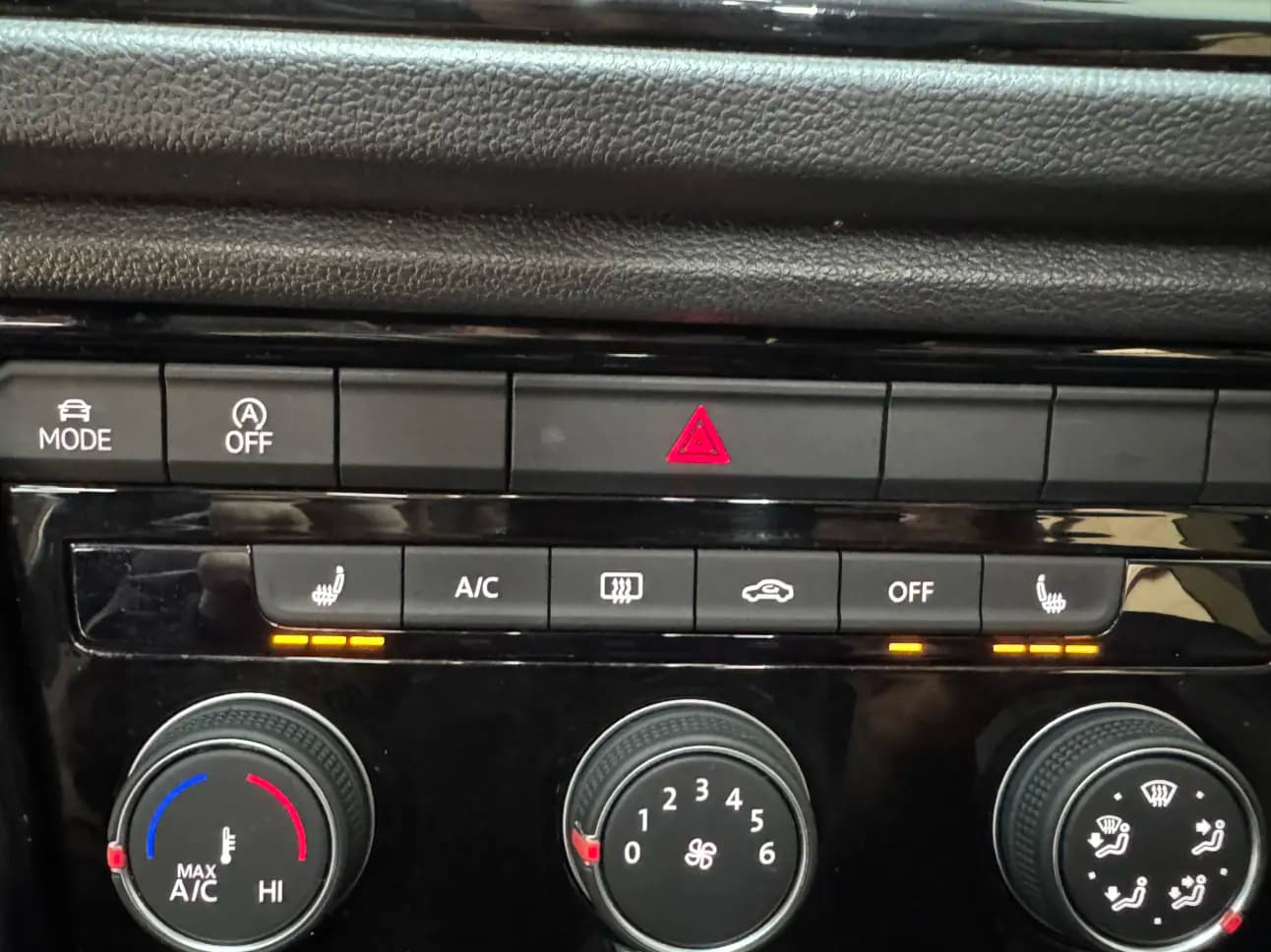 Volkswagen T-Roc 2022 г. 41000 км. — фото 8