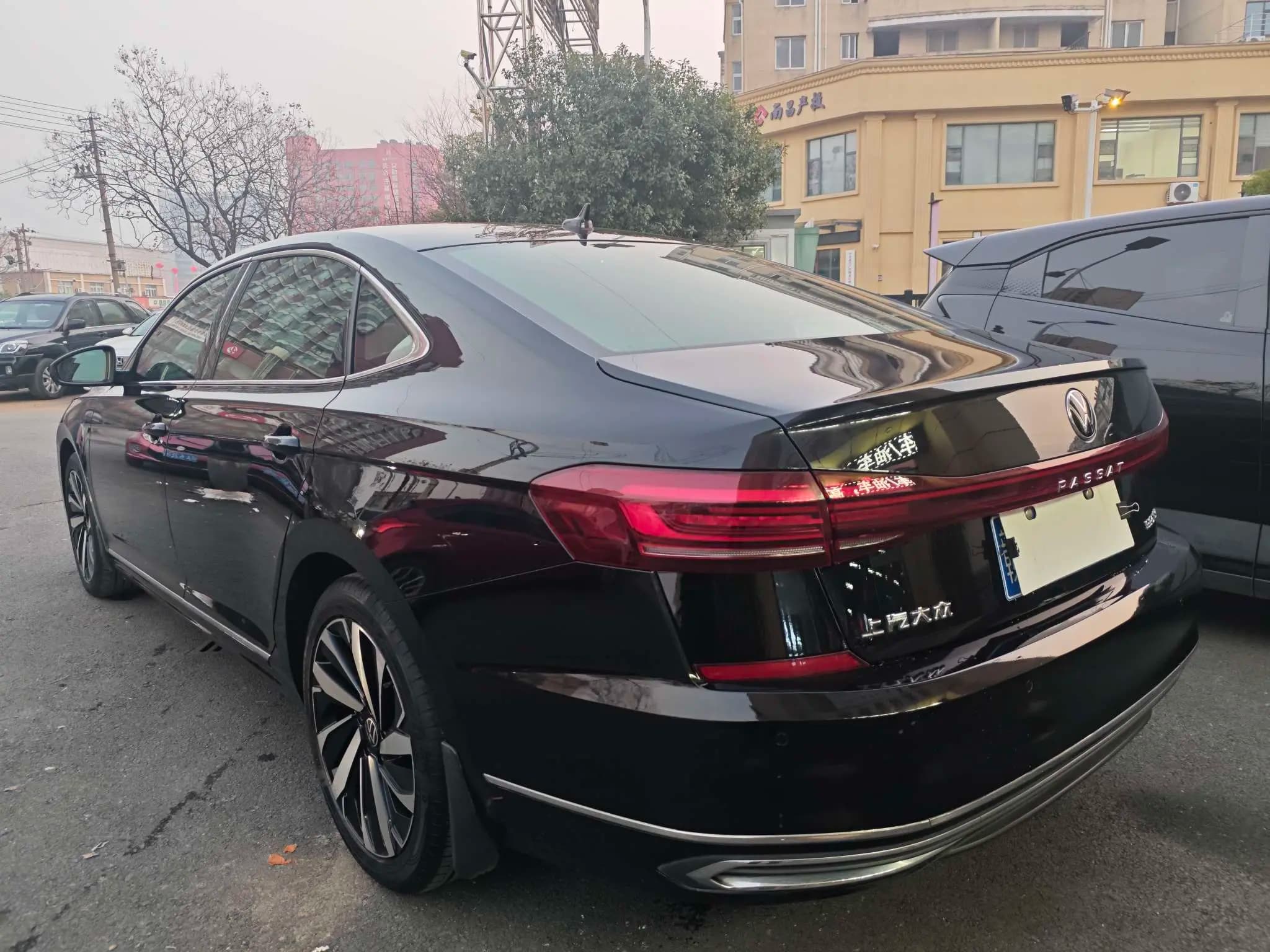 Volkswagen Passat 2022 г. 38899 км. — фото 5