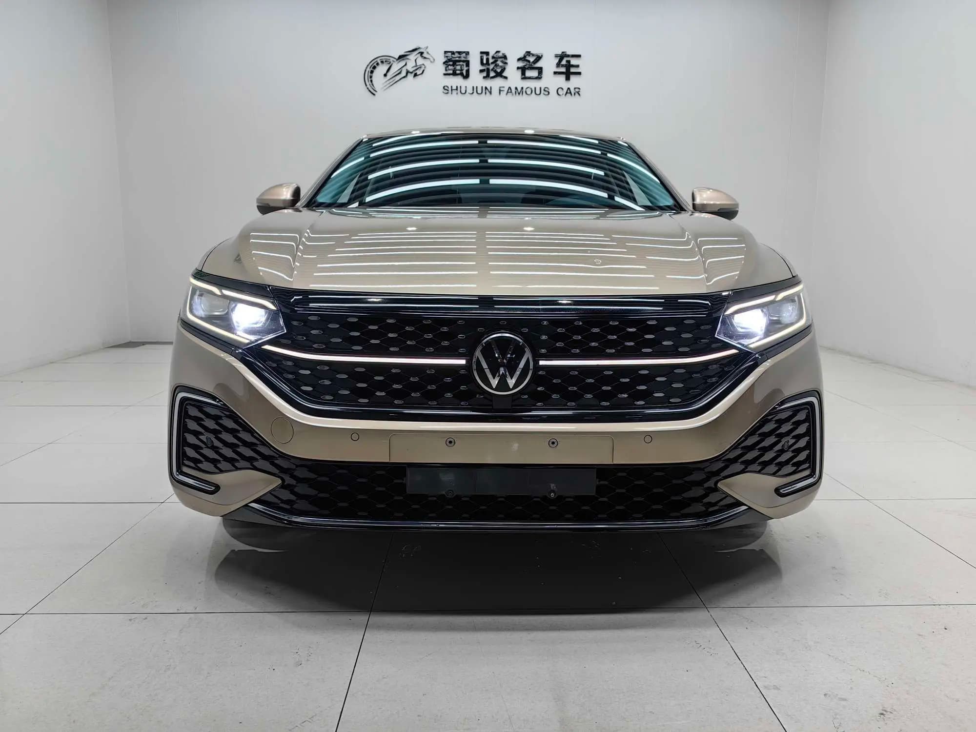 Volkswagen Passat 2022 г. 101203 км. — фото 2