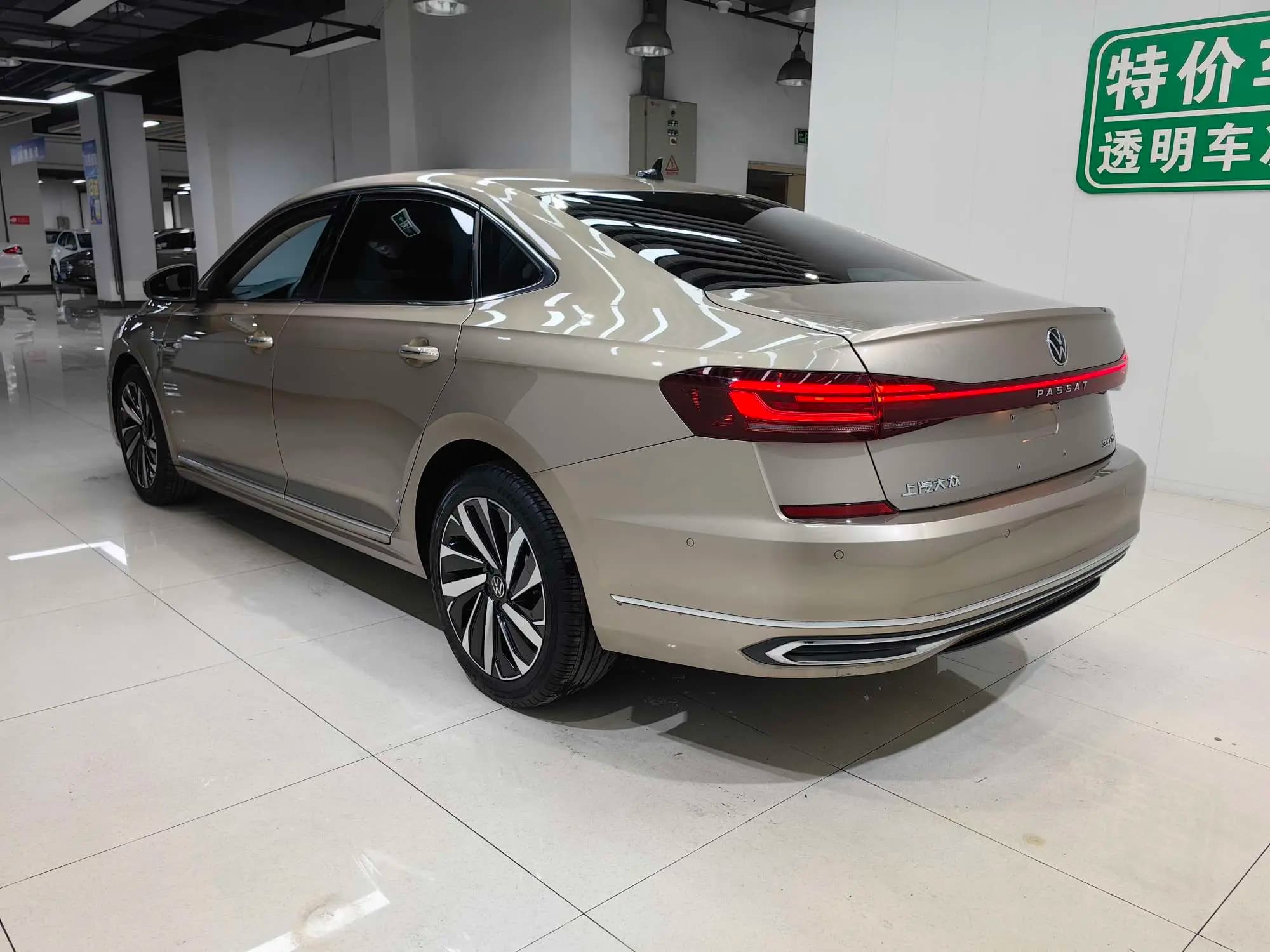 Volkswagen Passat 2022 г. 101203 км. — фото 5