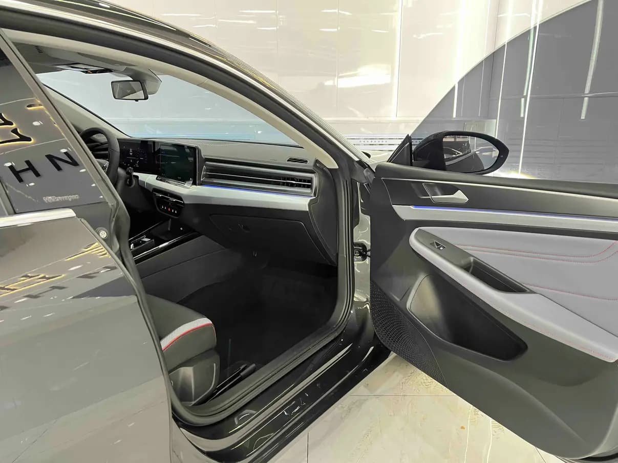 Volkswagen Lamando 2023 г. 15043 км. — фото 19