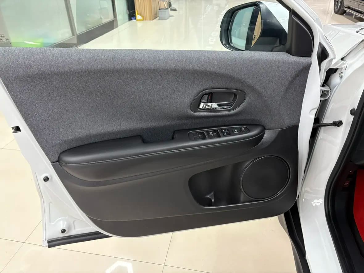 Honda WR-V 2022 г. 45136 км. — фото 11