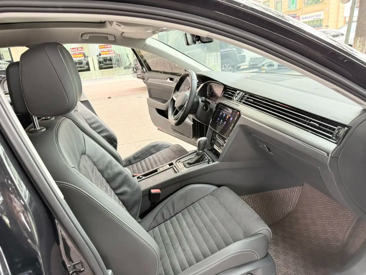 Volkswagen Magotan 2021 г. 98141 км. — фото 9