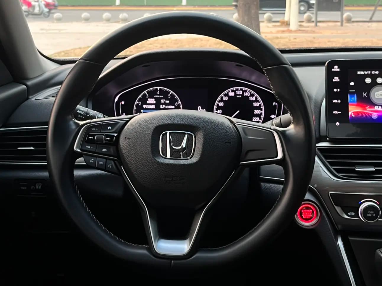 Honda Accord 2022 г. 42104 км. — фото 18