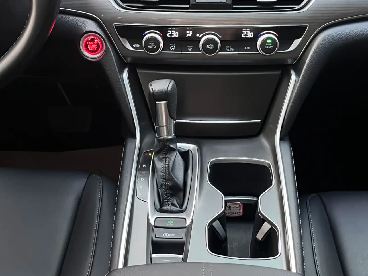 Honda Accord 2022 г. 42104 км. — фото 19