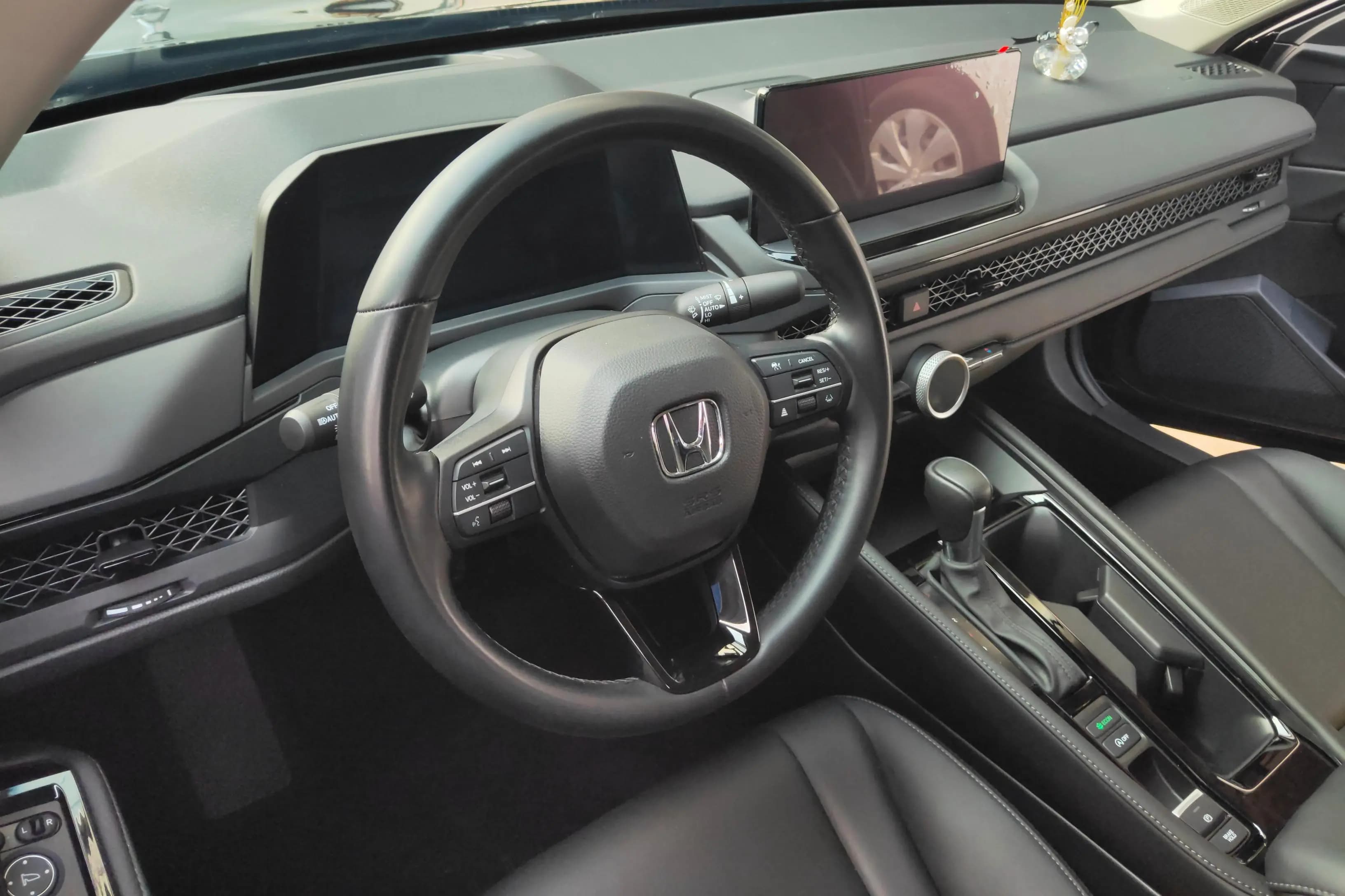 Honda Accord 2025 г. 19902 км. — фото 15