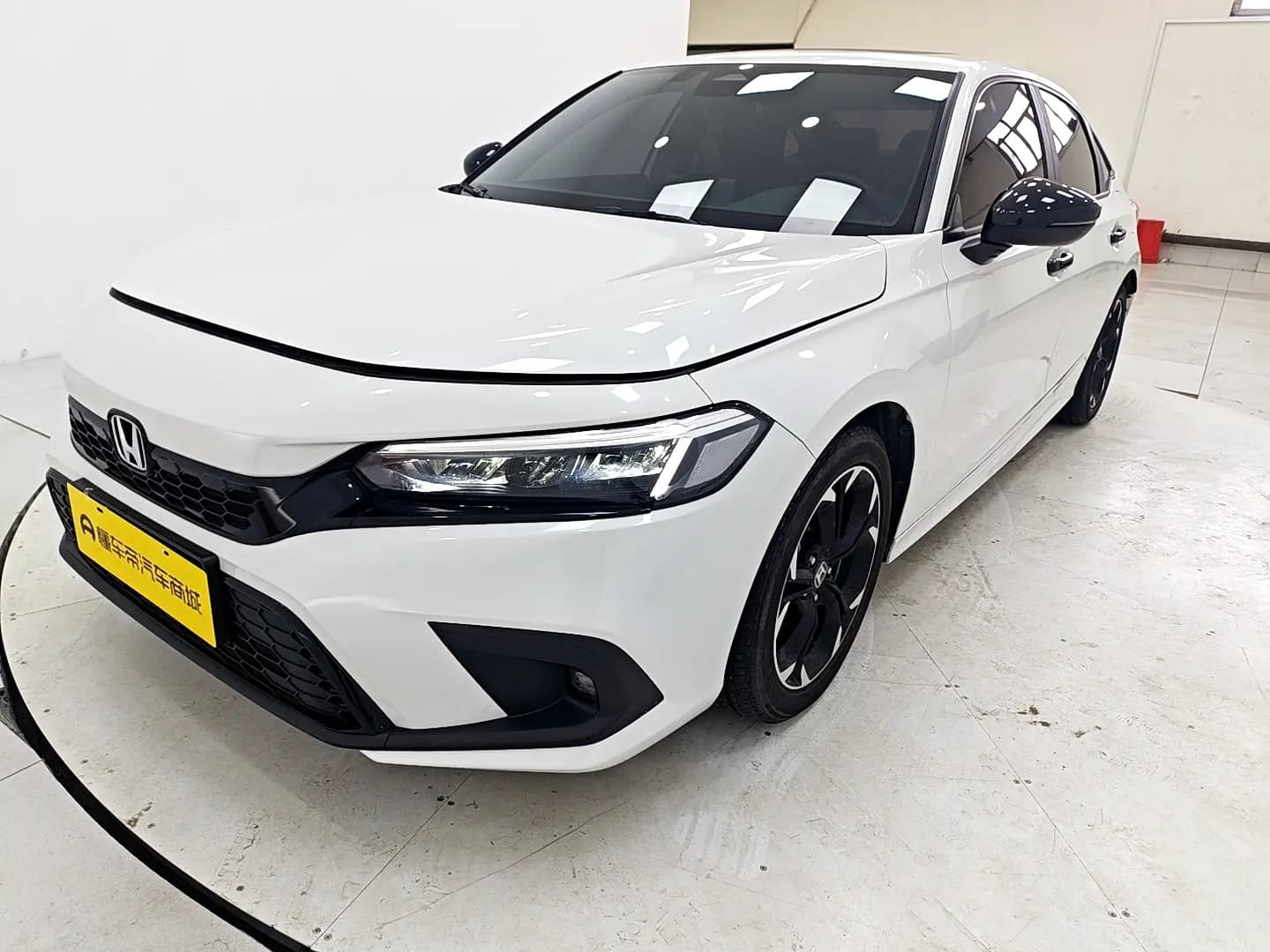 Honda Civic 2021 г. 15356 км. — фото 12