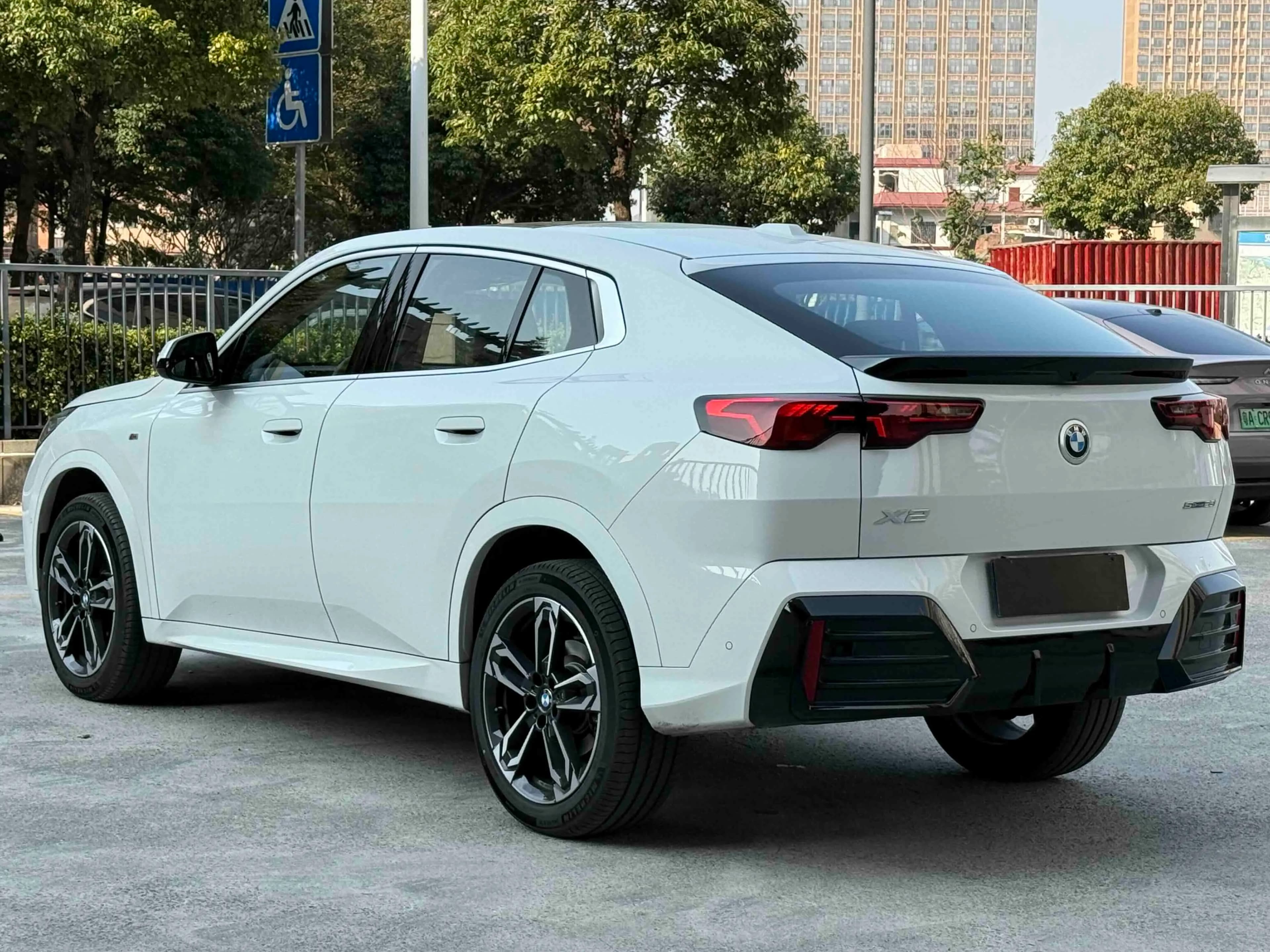 BMW X2 2025 г. 7141 км. — фото 4
