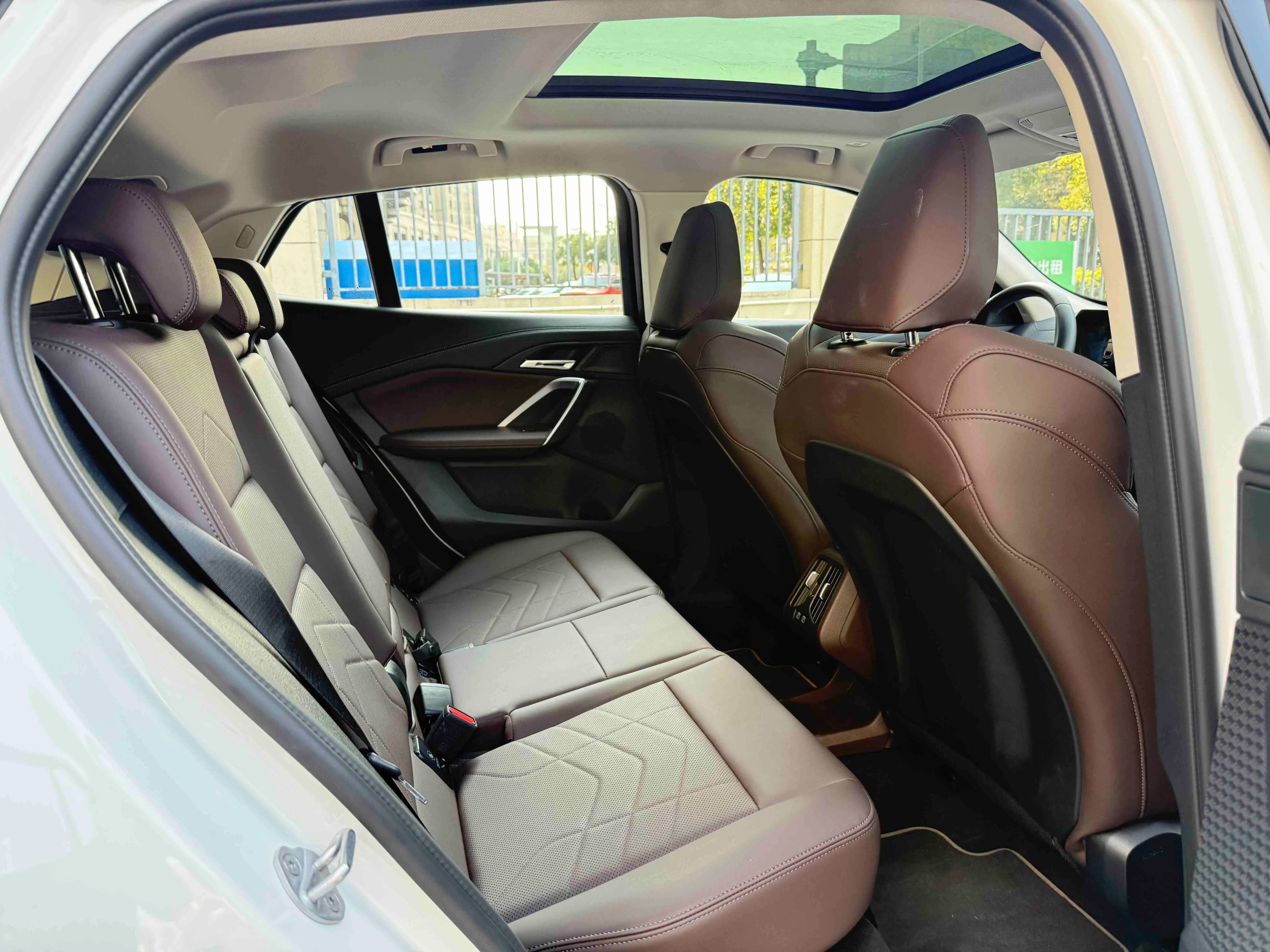 BMW X2 2025 г. 7141 км. — фото 10