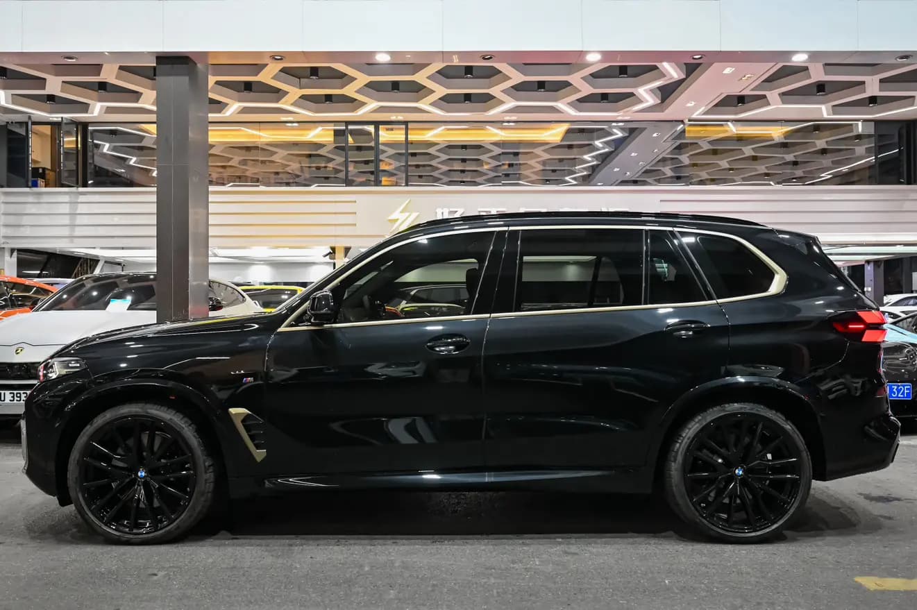 BMW X5 2025 г. 4083 км. — фото 3