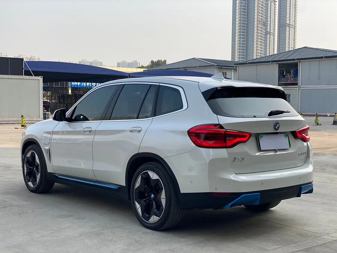 BMW iX3 2021 г. 110013 км. — фото 4