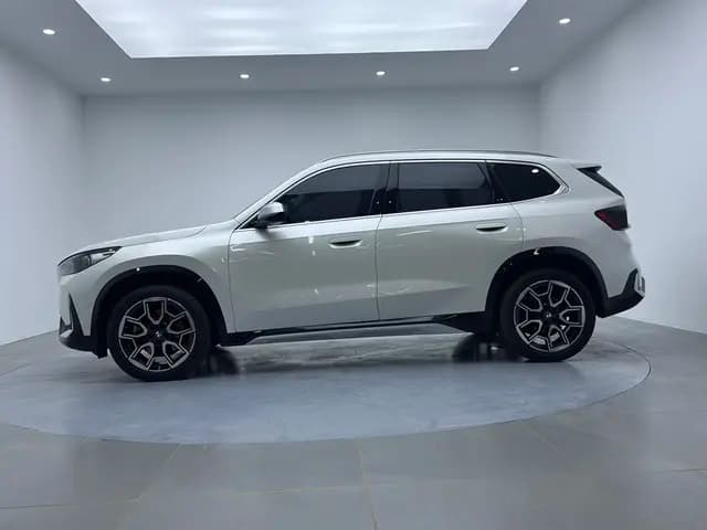 BMW X1 2023 г. 23502 км. — фото 4