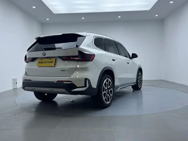 BMW X1 2023 г. 23502 км. — фото 7