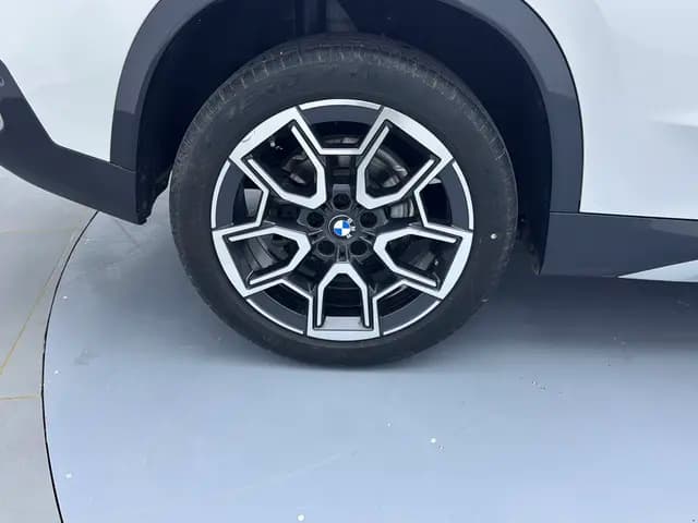 BMW X1 2023 г. 23502 км. — фото 9