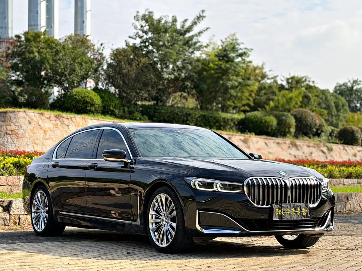 BMW 7 Series 2021 г. 98046 км. — фото 3