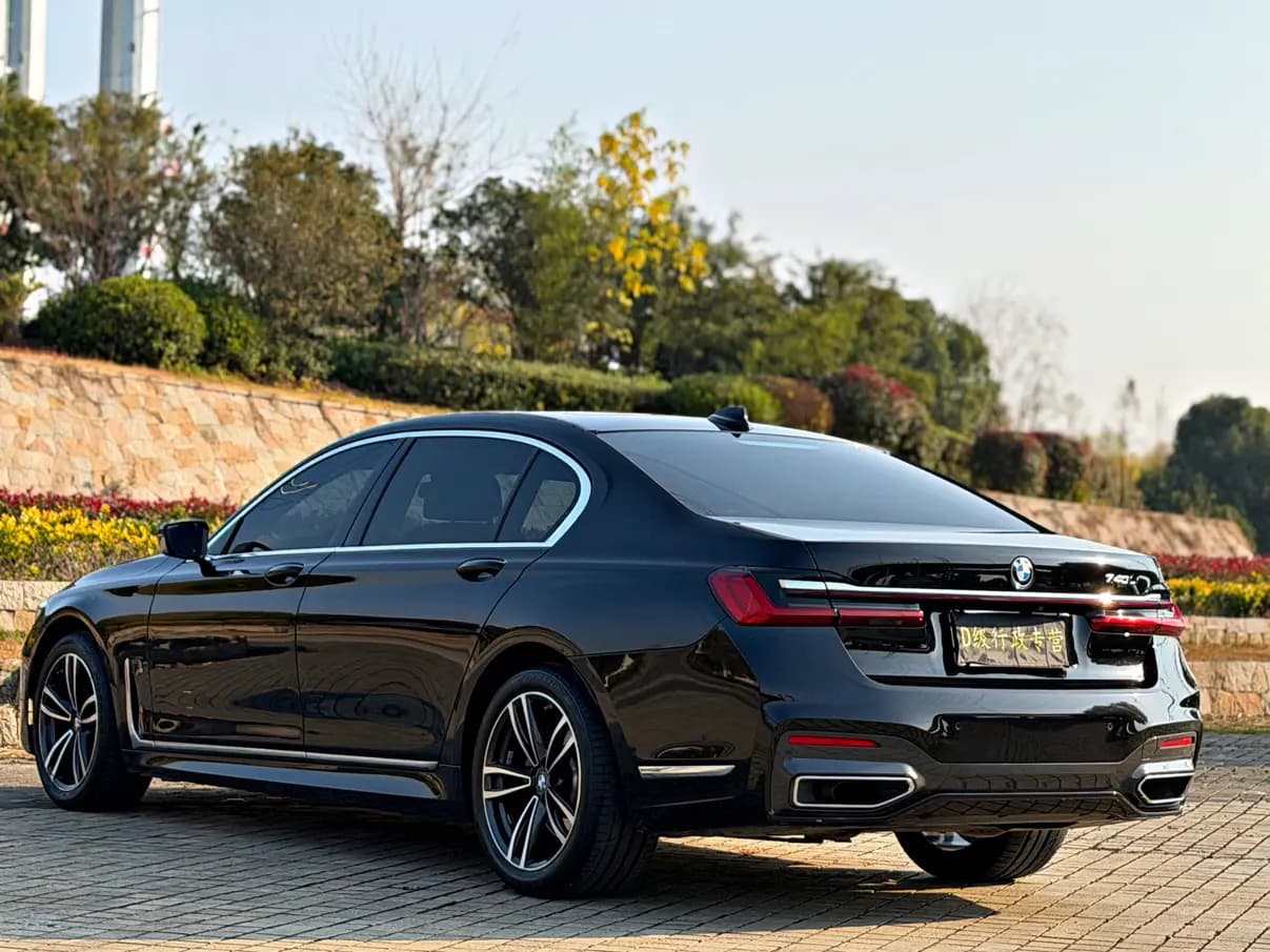 BMW 7 Series 2022 г. 48099 км. — фото 5