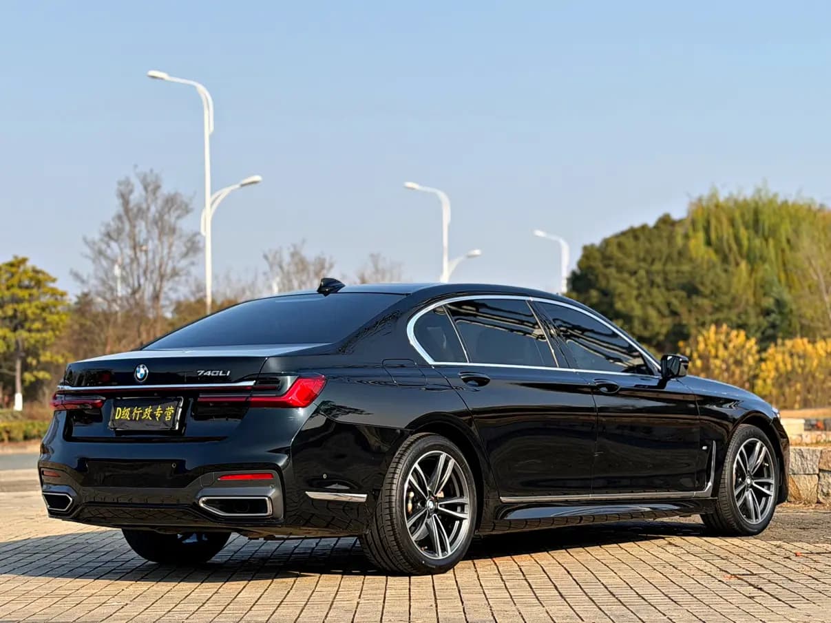 BMW 7 Series 2022 г. 48099 км. — фото 7