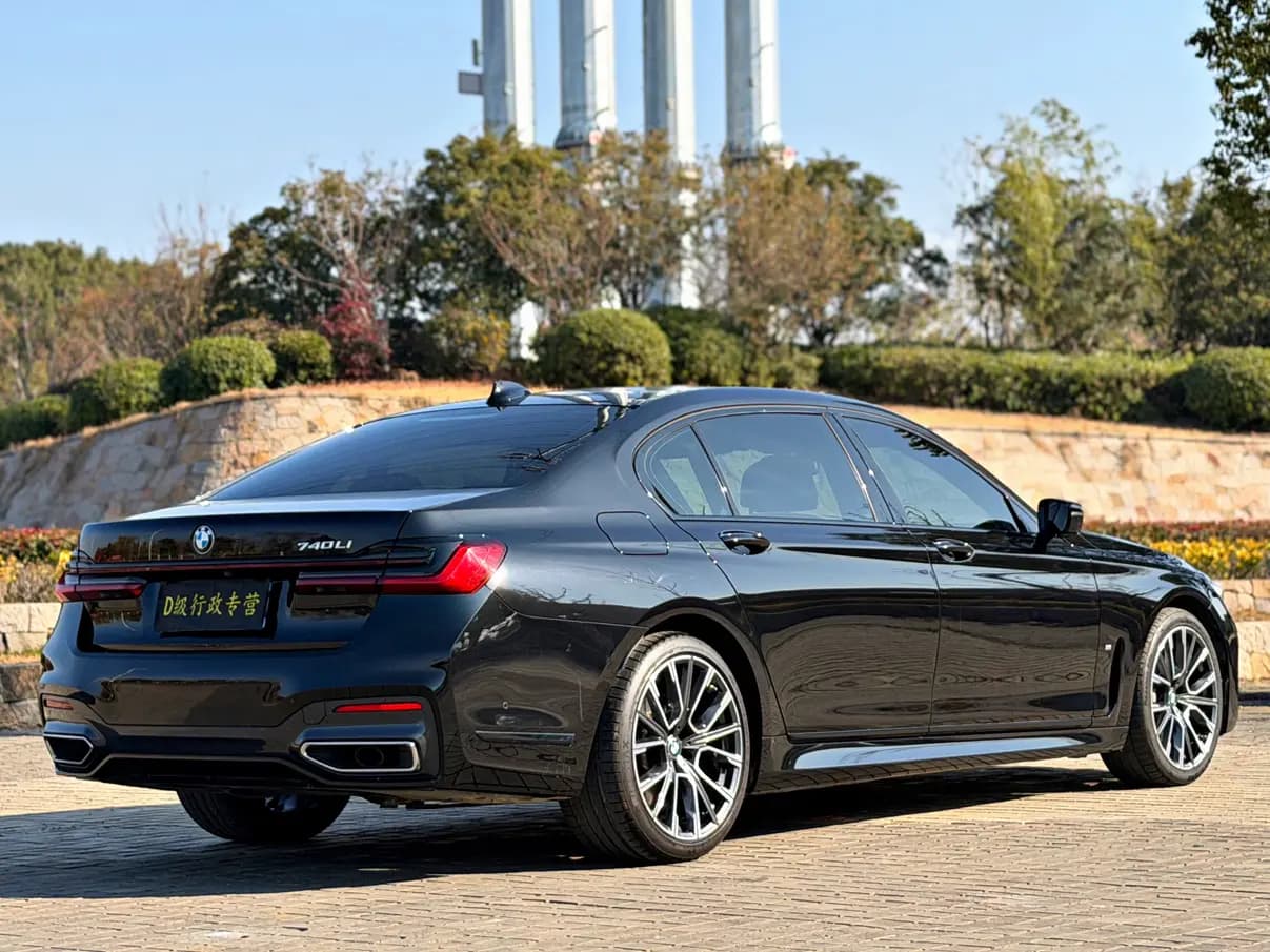 BMW 7 Series 2022 г. 40096 км. — фото 7