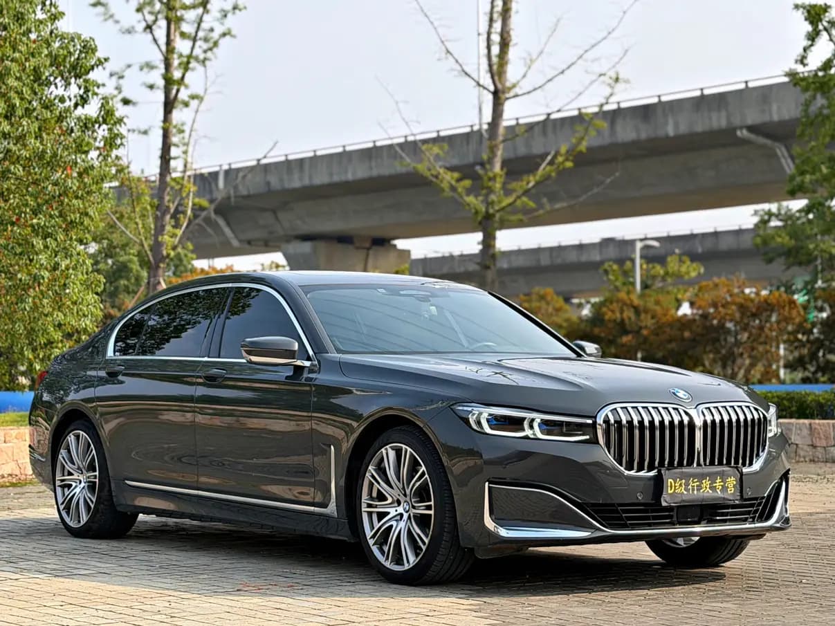BMW 7 Series 2021 г. 76045 км. — фото 3