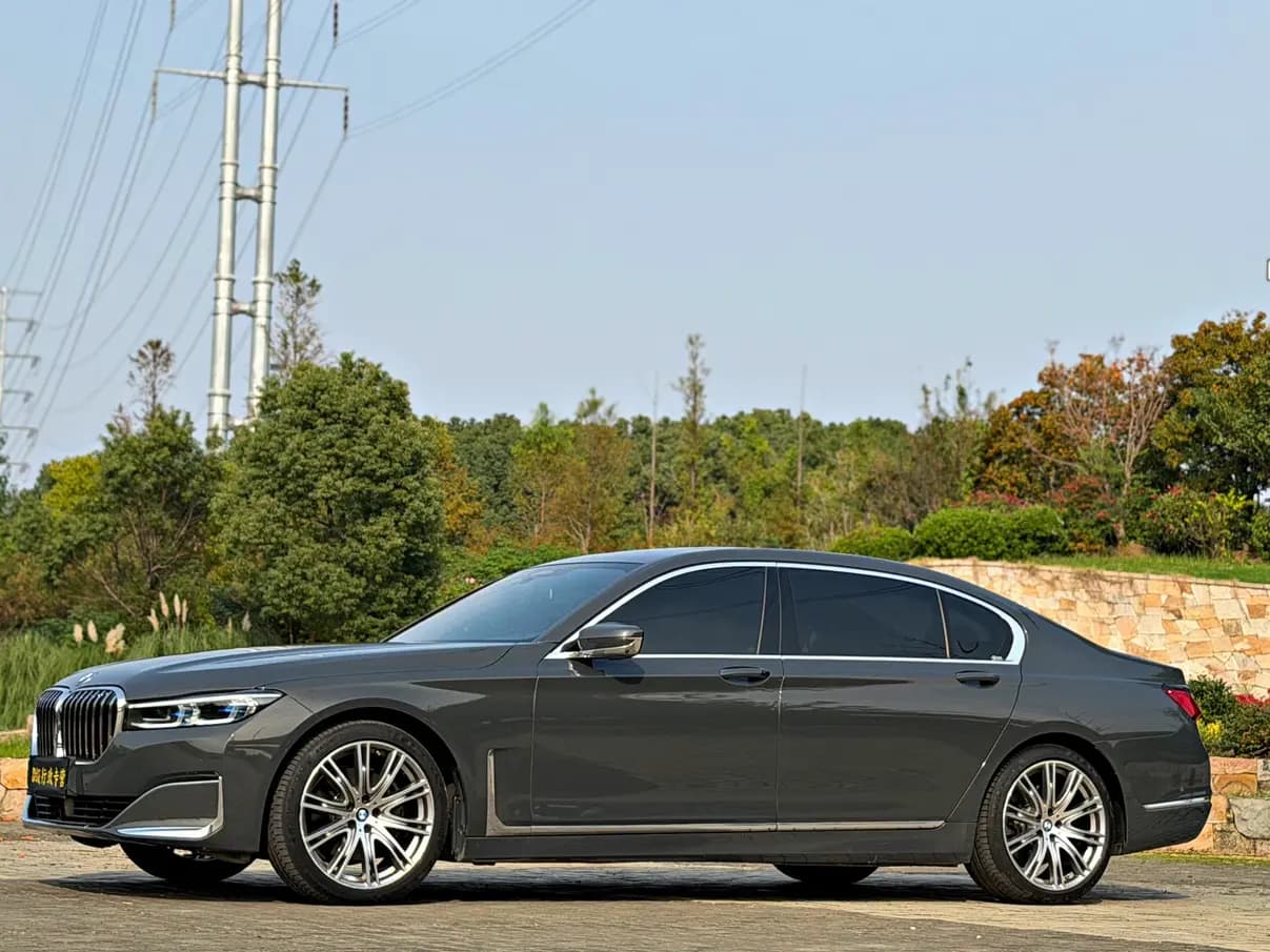 BMW 7 Series 2021 г. 76045 км. — фото 4
