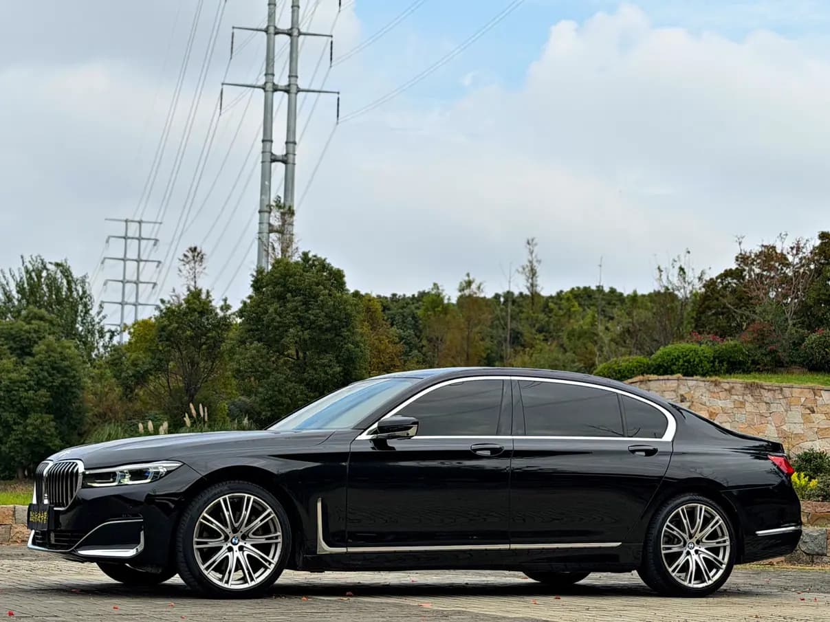 BMW 7 Series 2021 г. 88044 км. — фото 4