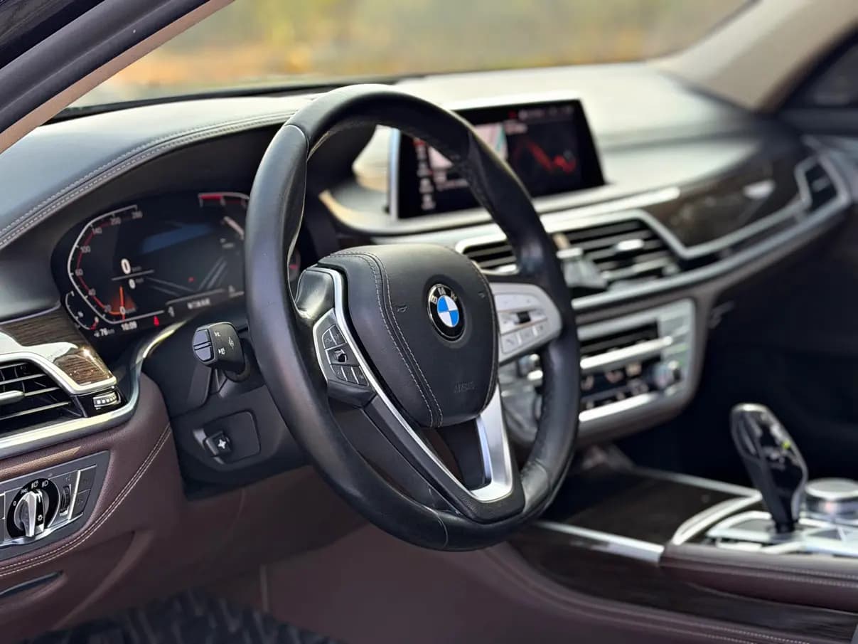 BMW 7 Series 2021 г. 108018 км. — фото 15