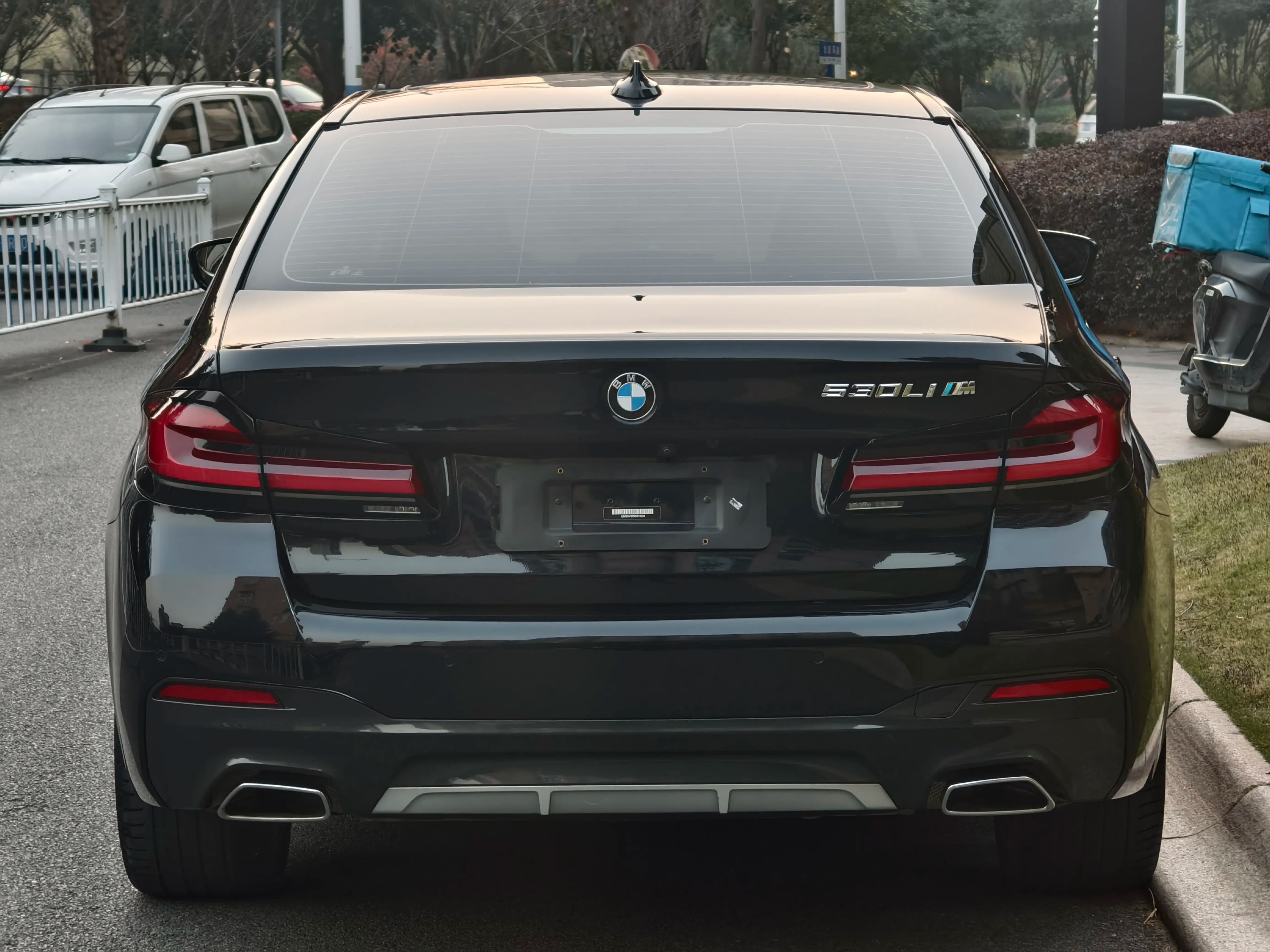 BMW 5 Series 2022 г. 68094 км. — фото 6