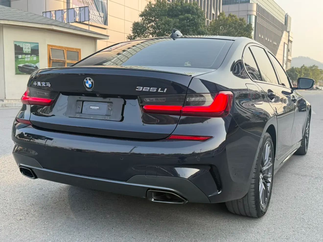 BMW 3 Series 2021 г. 42148 км. — фото 7