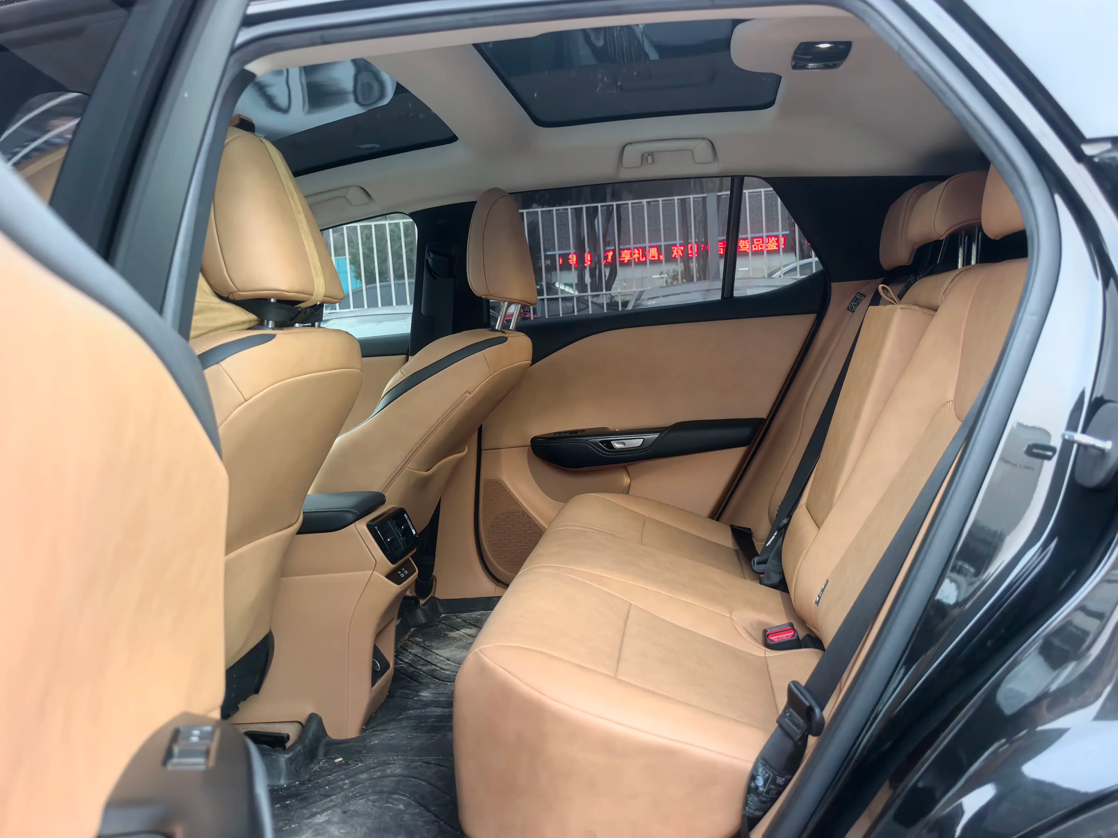 Lexus RZ 2023 г. 23093 км. — фото 25